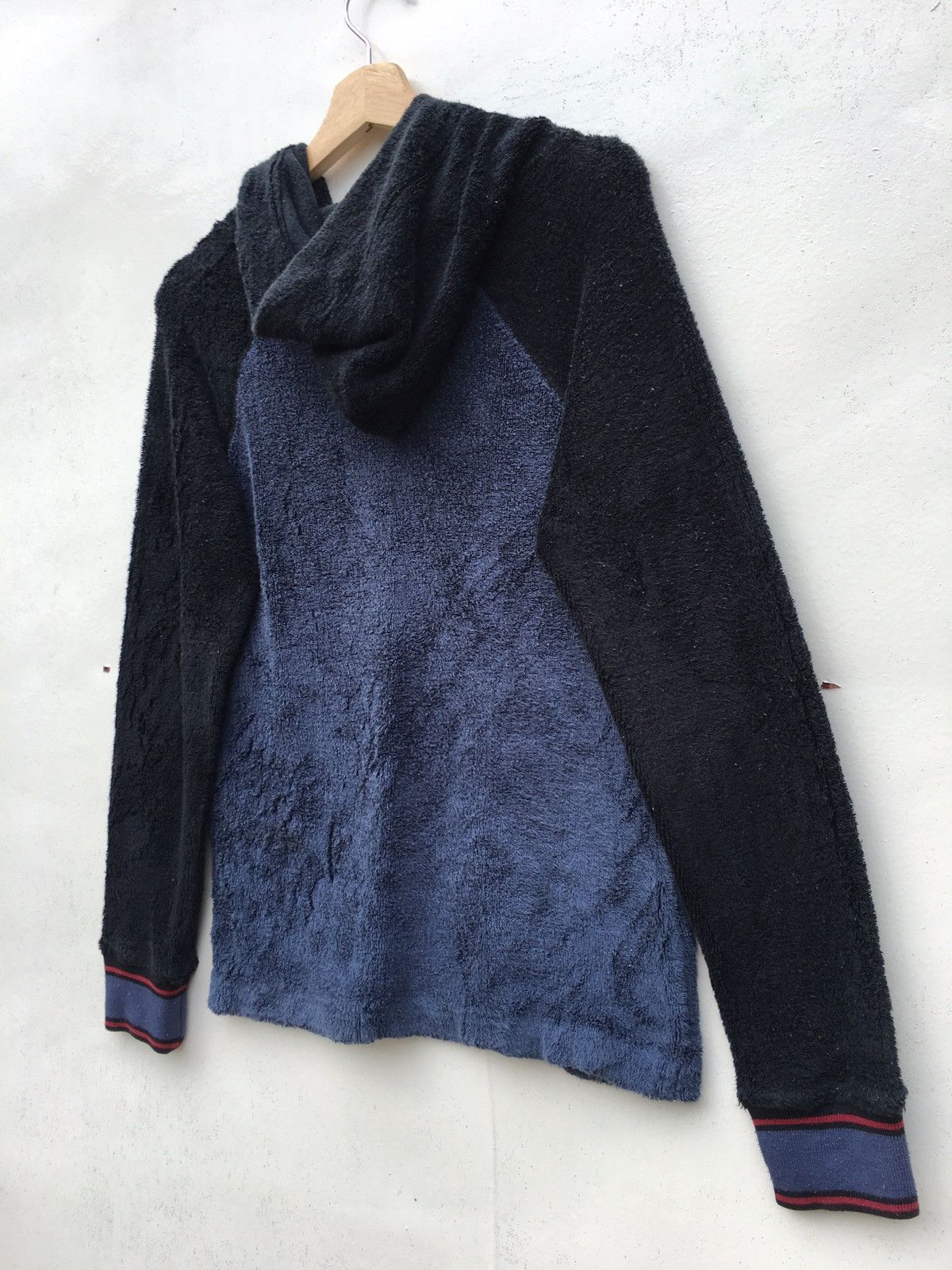 Hysteric Glamour Vtg Rare Hysteric Glamour Hoodie with furry like material Size US S / EU 44-46 / 1 - 16 Thumbnail