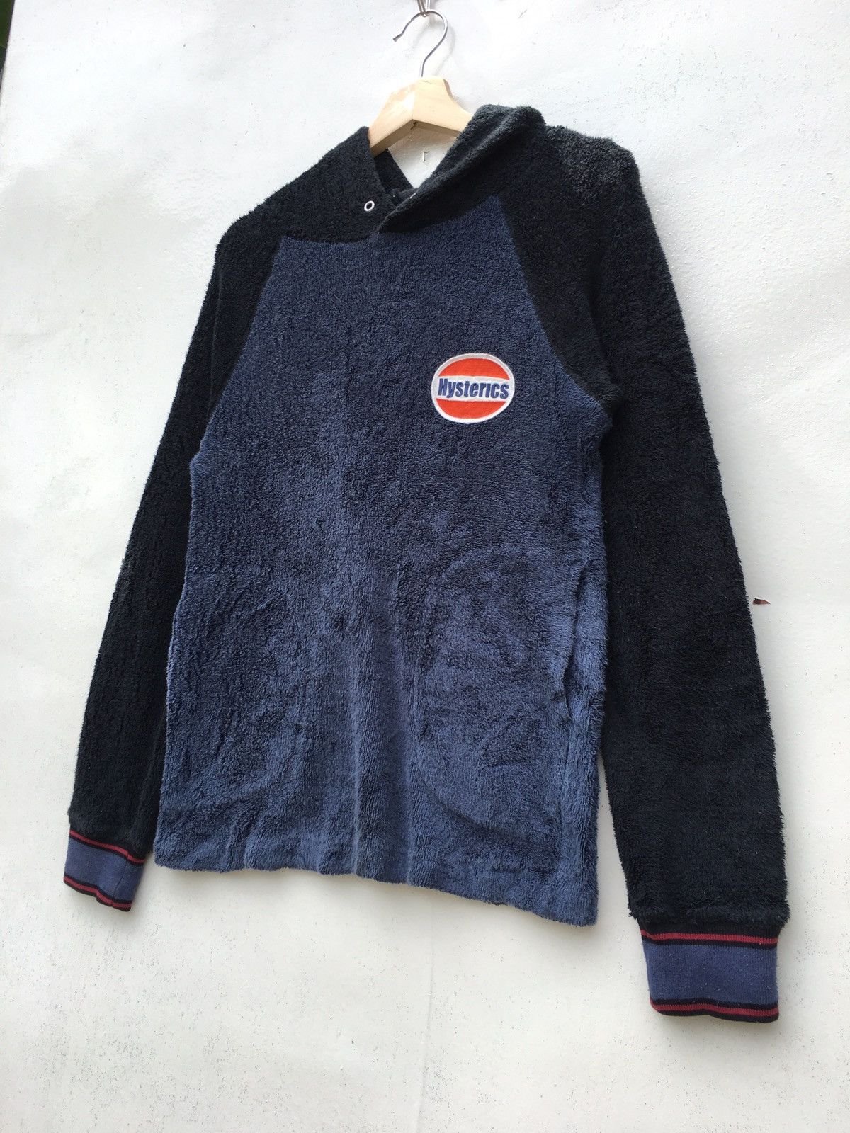 Hysteric Glamour Vtg Rare Hysteric Glamour Hoodie with furry like material Size US S / EU 44-46 / 1 - 3 Thumbnail