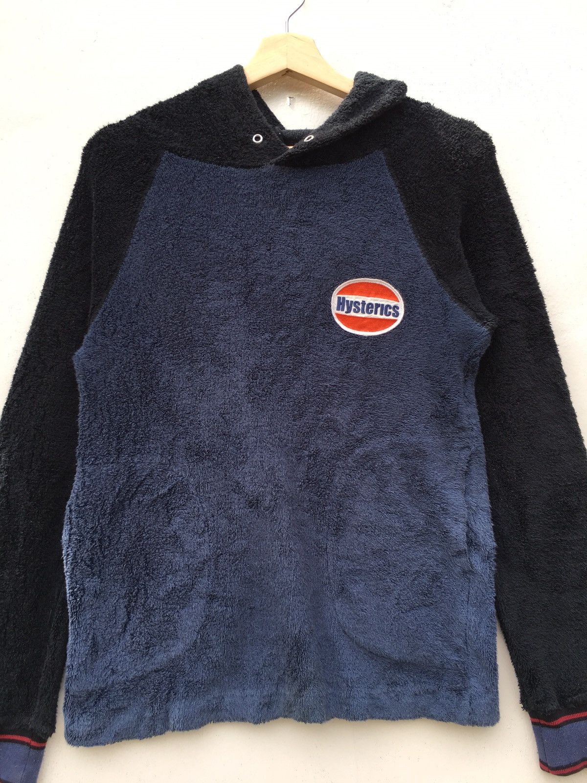 Hysteric Glamour Vtg Rare Hysteric Glamour Hoodie with furry like material Size US S / EU 44-46 / 1 - 4 Thumbnail