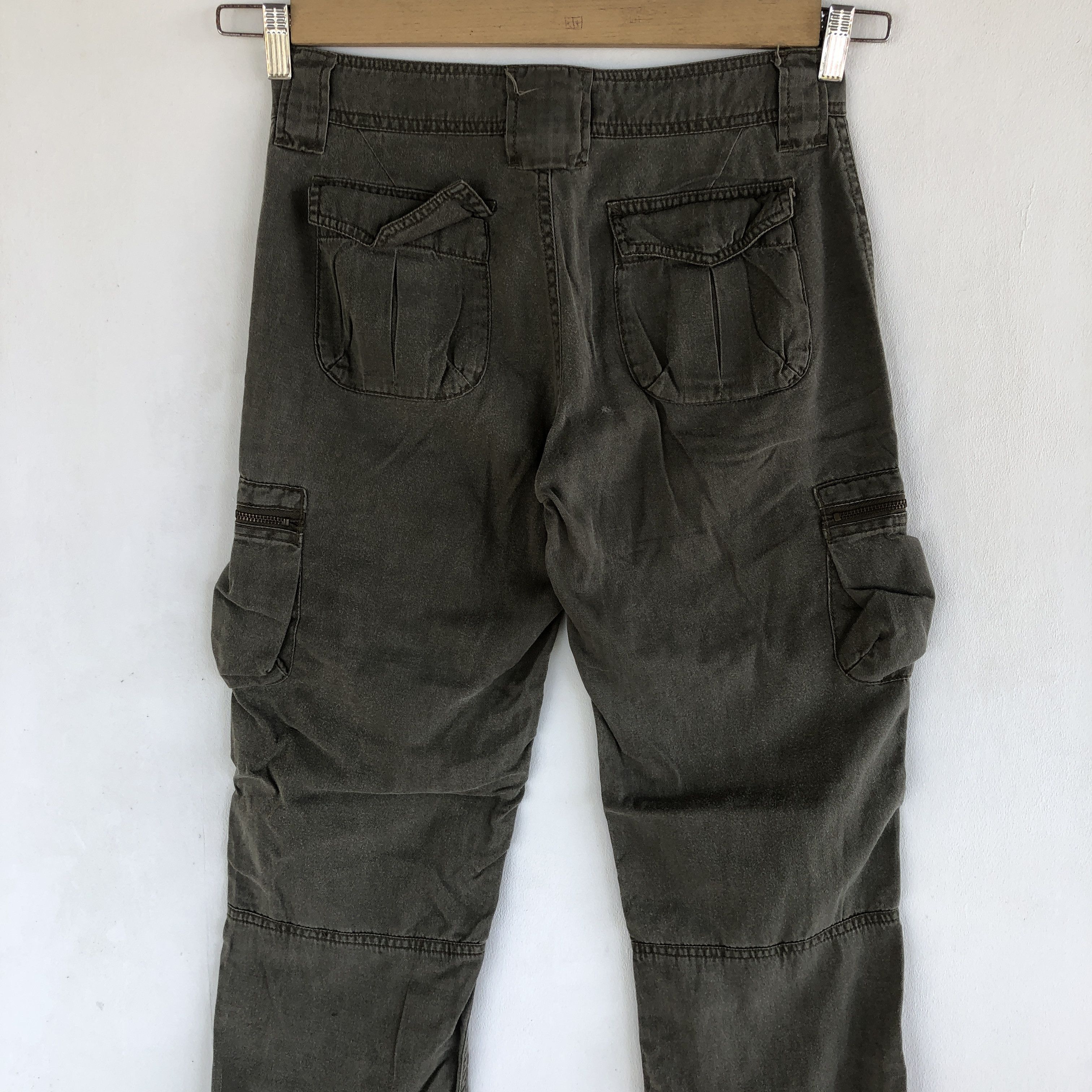 Japanese Brand × Vintage Japanese Cargo Pants Crazy Multi Pocket Fatigue Trousers Size 28" / US 6 / IT 42 - 6 Thumbnail