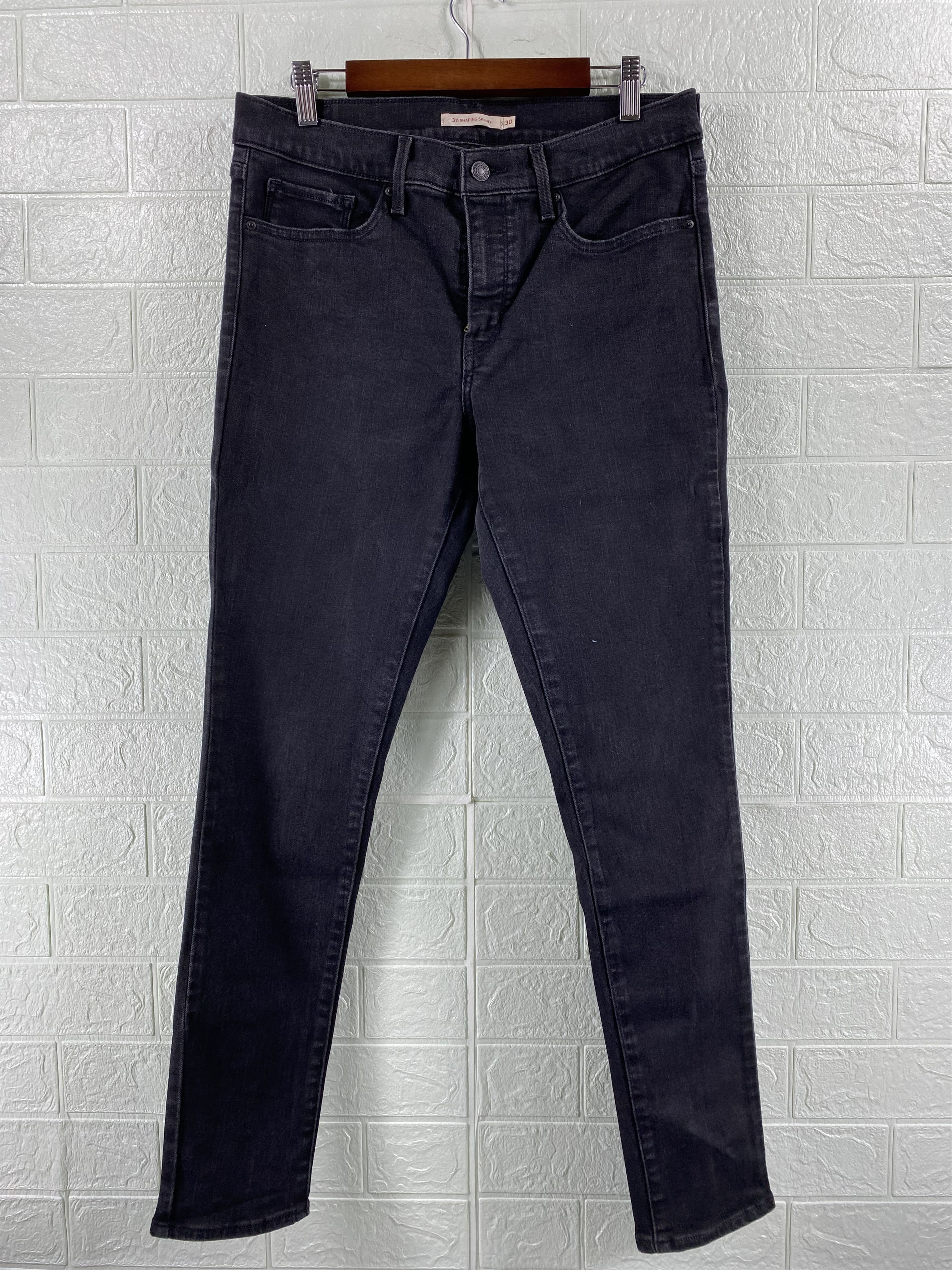 Vintage Levi`s Jeans 311 Shapping Skinny Black Denim