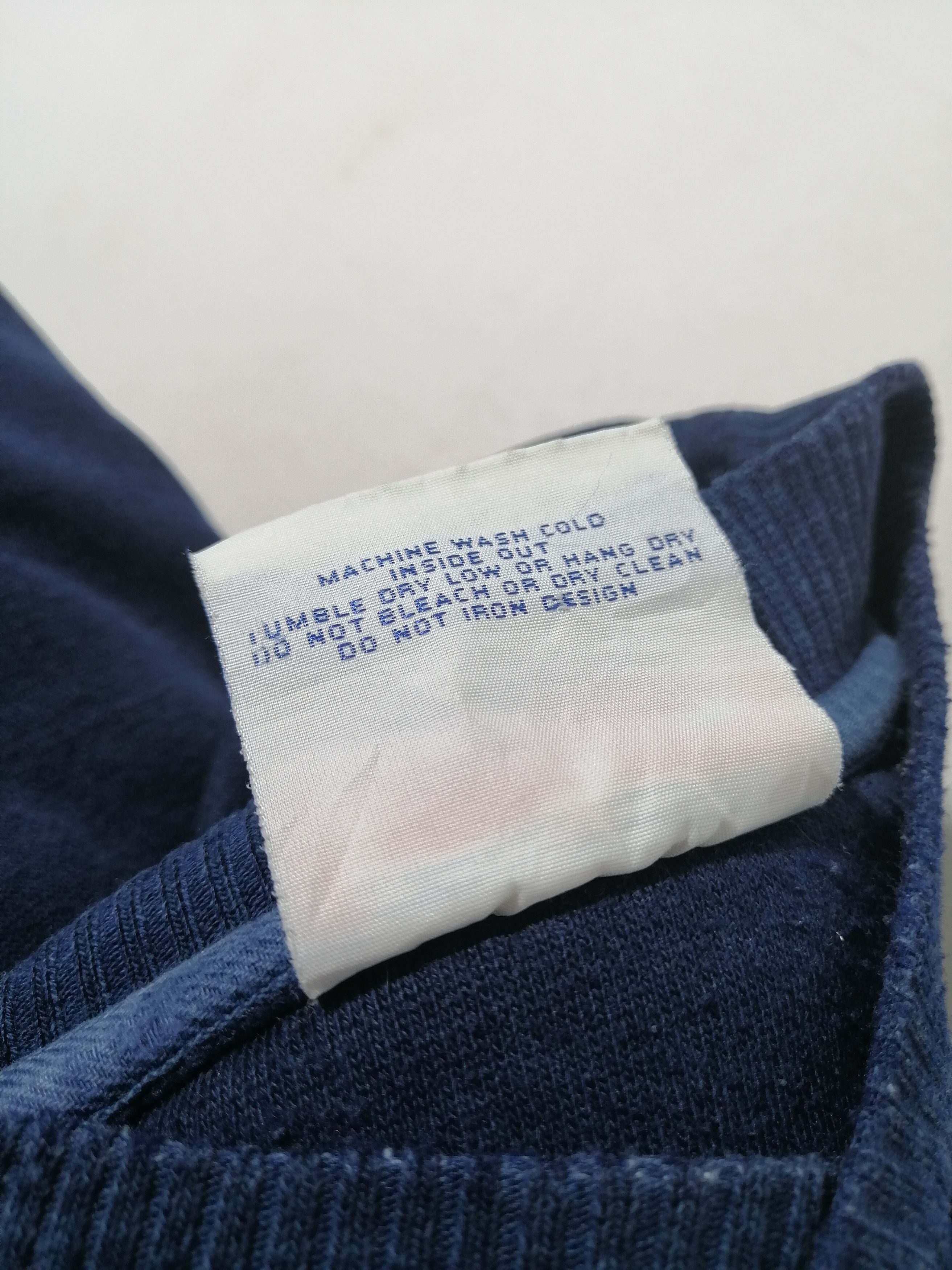 Vintage Vintage Notre Dame Embroided Distressed Style Sweatshirt Size US L / EU 52-54 / 3 - 11 Thumbnail