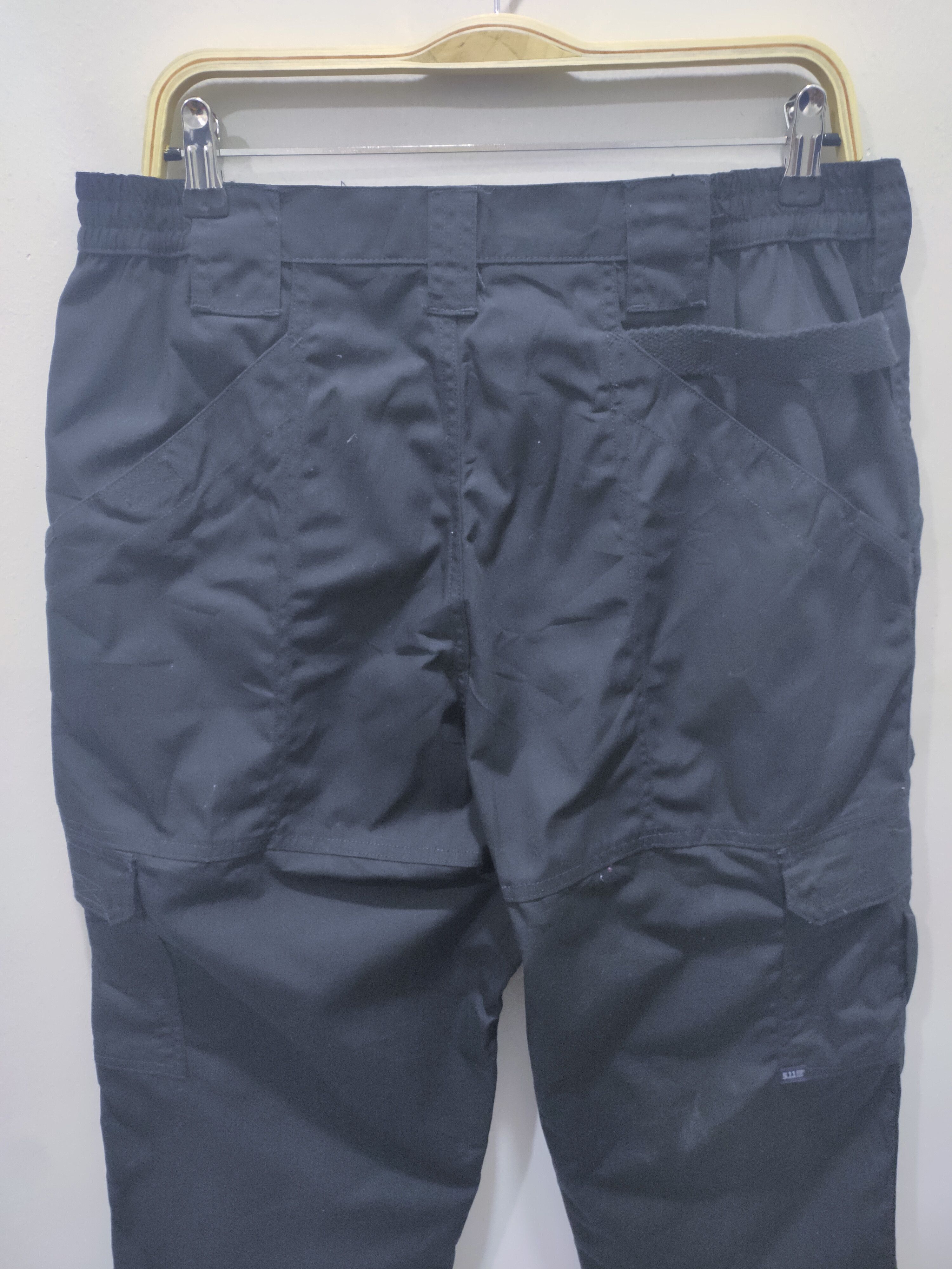 5.11 × Japanese Brand 5.11 TACTICAL Double Knee Multipocket Utility Arm CargoPant Size US 34 / EU 50 - 15 Thumbnail