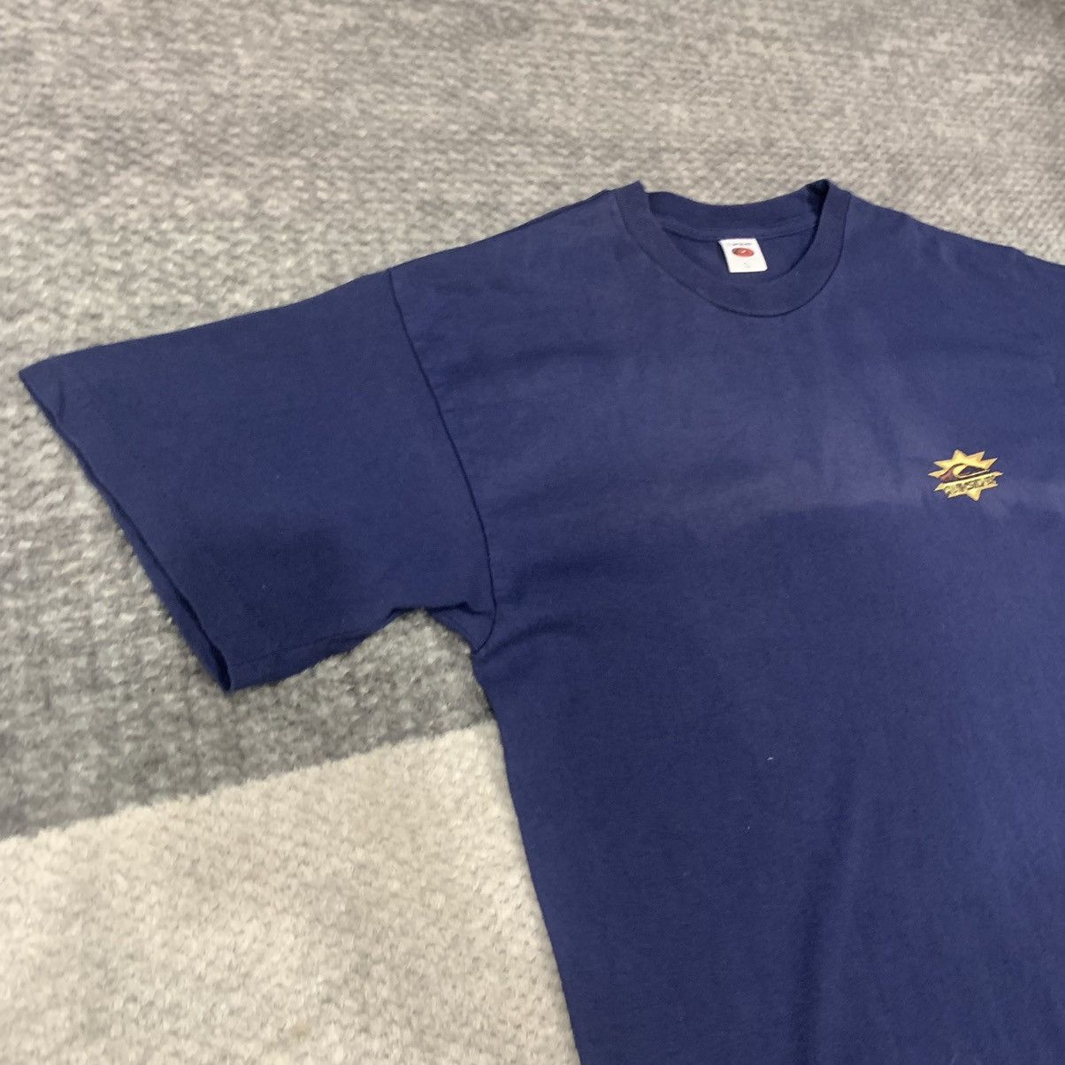 Quiksilver VINTAGE 90s QUIKSILVER USA SINGLESTITCH STREETWEAR SURF TEE Size US L / EU 52-54 / 3 - 5 Thumbnail