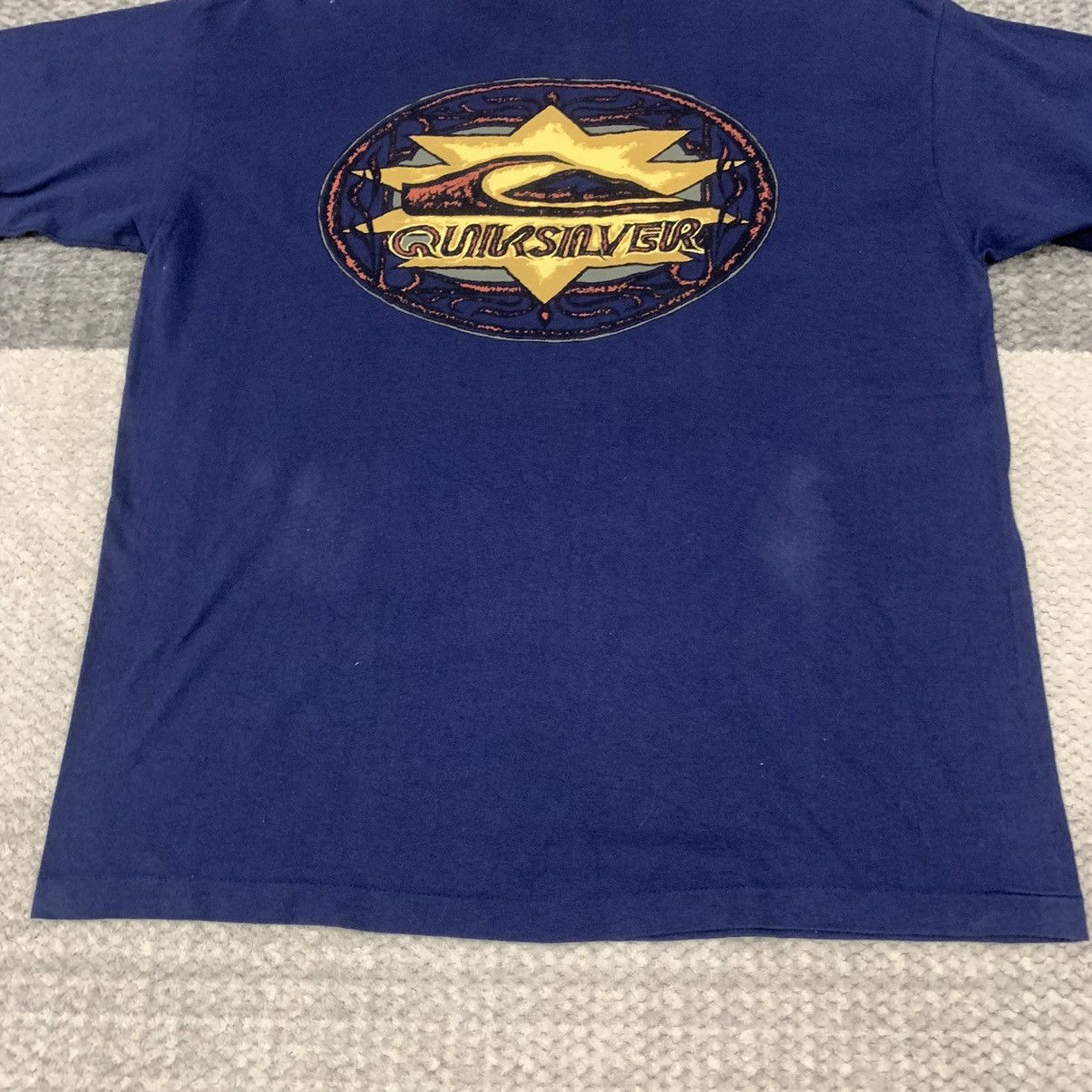 Quiksilver VINTAGE 90s QUIKSILVER USA SINGLESTITCH STREETWEAR SURF TEE Size US L / EU 52-54 / 3 - 13 Thumbnail