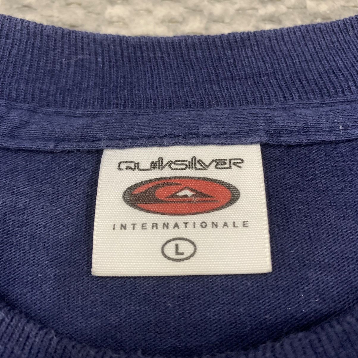 Quiksilver VINTAGE 90s QUIKSILVER USA SINGLESTITCH STREETWEAR SURF TEE Size US L / EU 52-54 / 3 - 19 Thumbnail