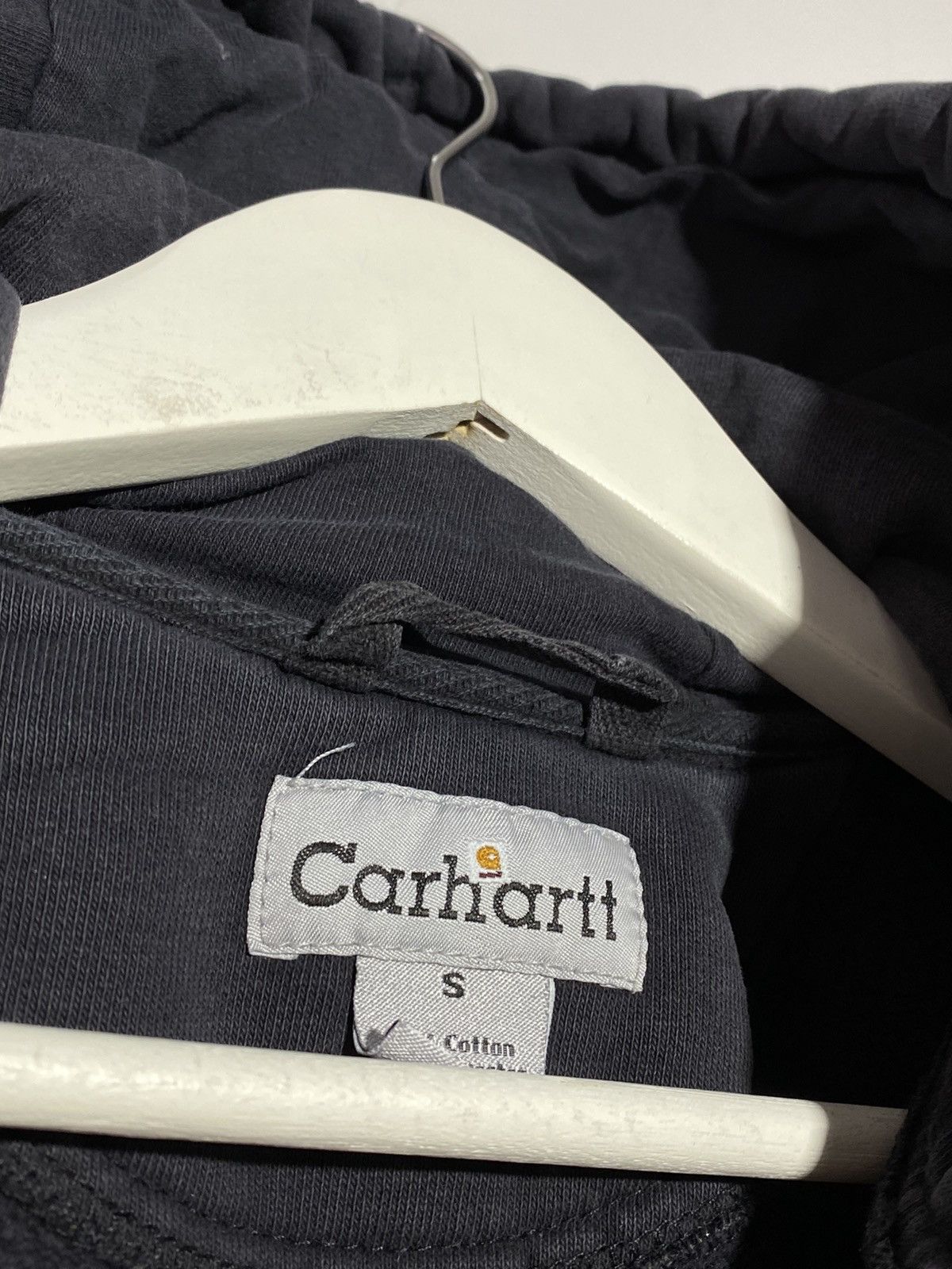Carhartt Vintage 00s Carhartt Faded Black Rare Zip Hoodie y2k drip Size US S / EU 44-46 / 1 - 7 Thumbnail
