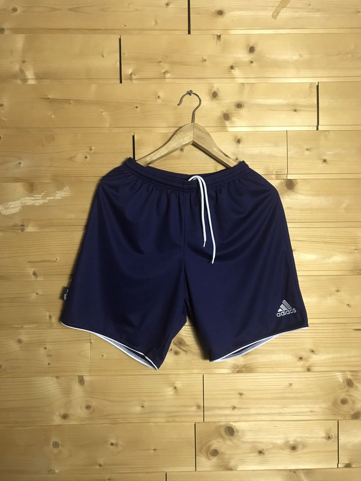 Vintage 2011 Adidas shorts Size US 32 / EU 48 - 1 Thumbnail