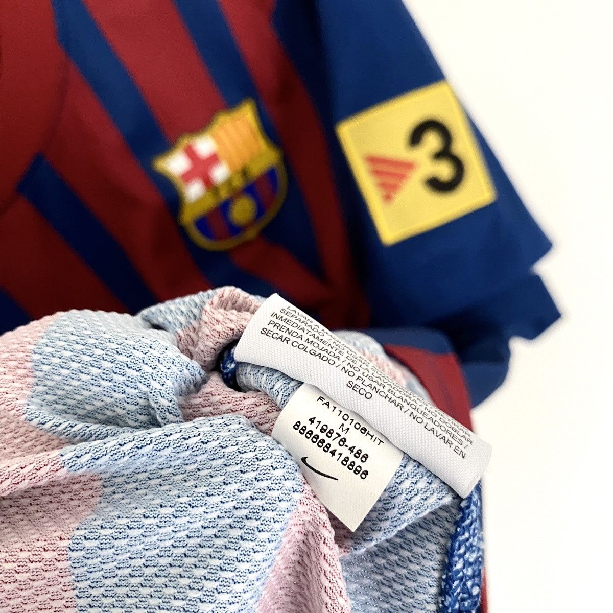 Nike 2011 2012 PLAYER ISSUE Barcelona Fabregas Nike Soccer Jersey Size US M / EU 48-50 / 2 - 10 Thumbnail