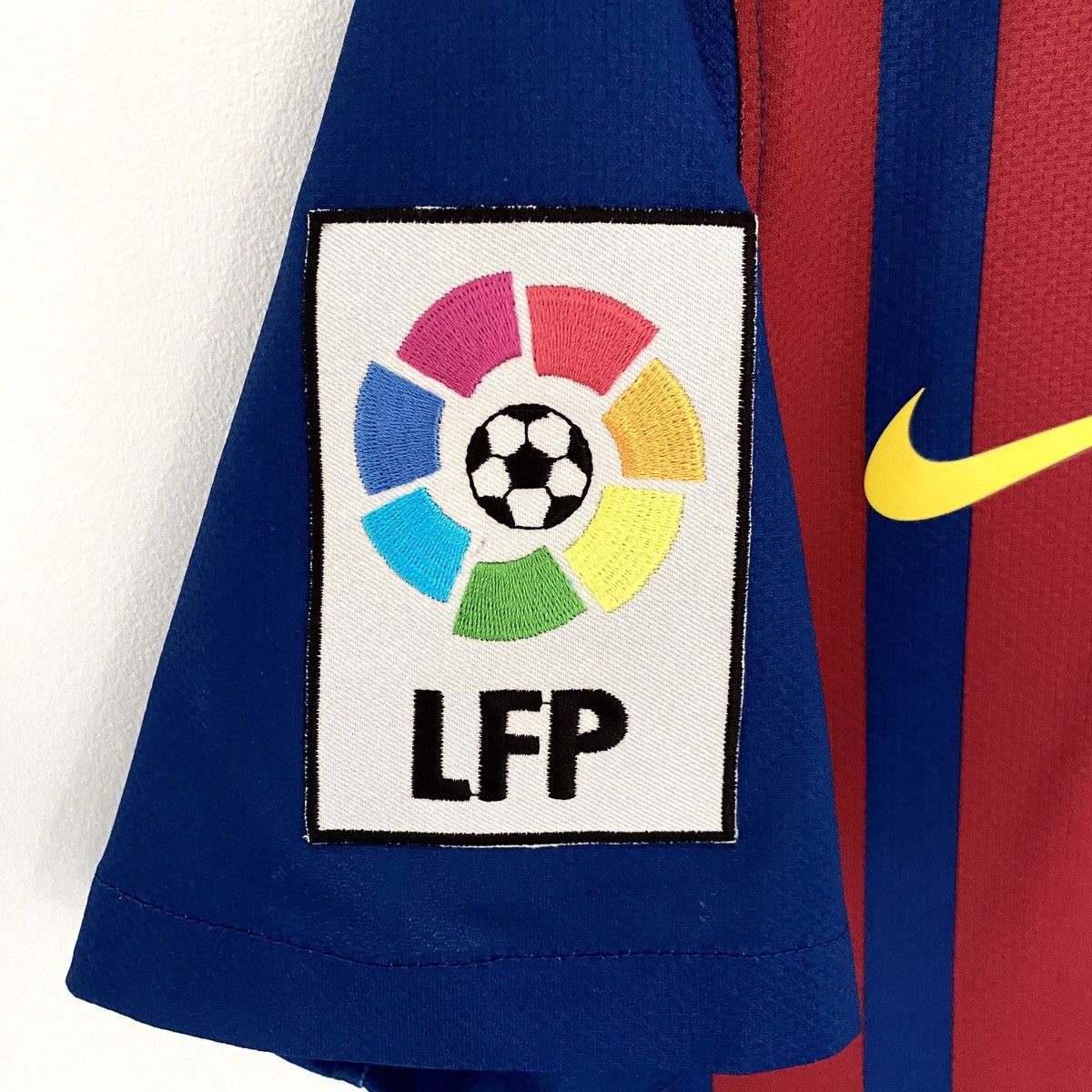 Nike 2011 2012 PLAYER ISSUE Barcelona Fabregas Nike Soccer Jersey Size US M / EU 48-50 / 2 - 5 Thumbnail