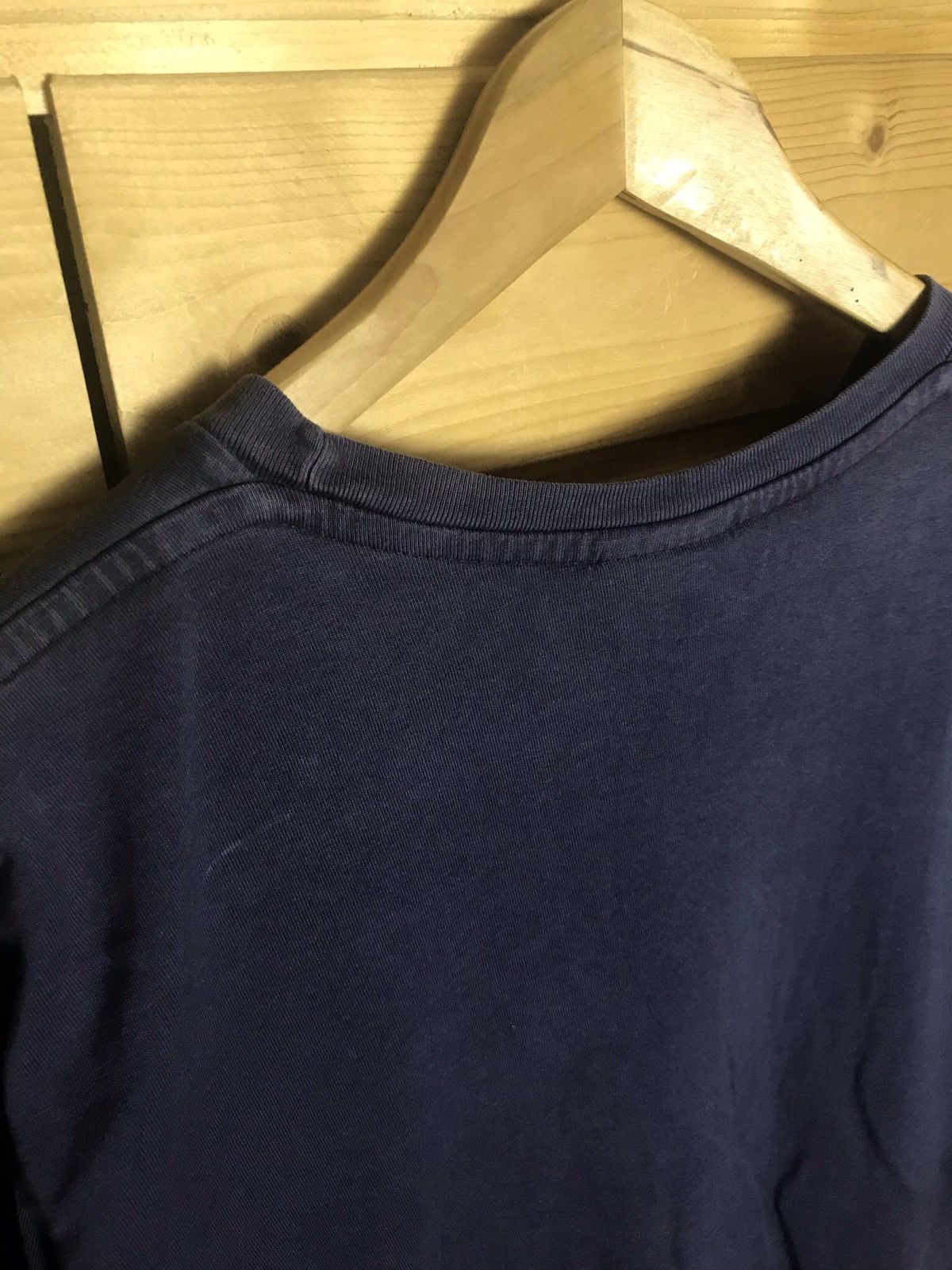Vintage Vintage Nike big logo t-shirt Size US L / EU 52-54 / 3 - 9 Thumbnail