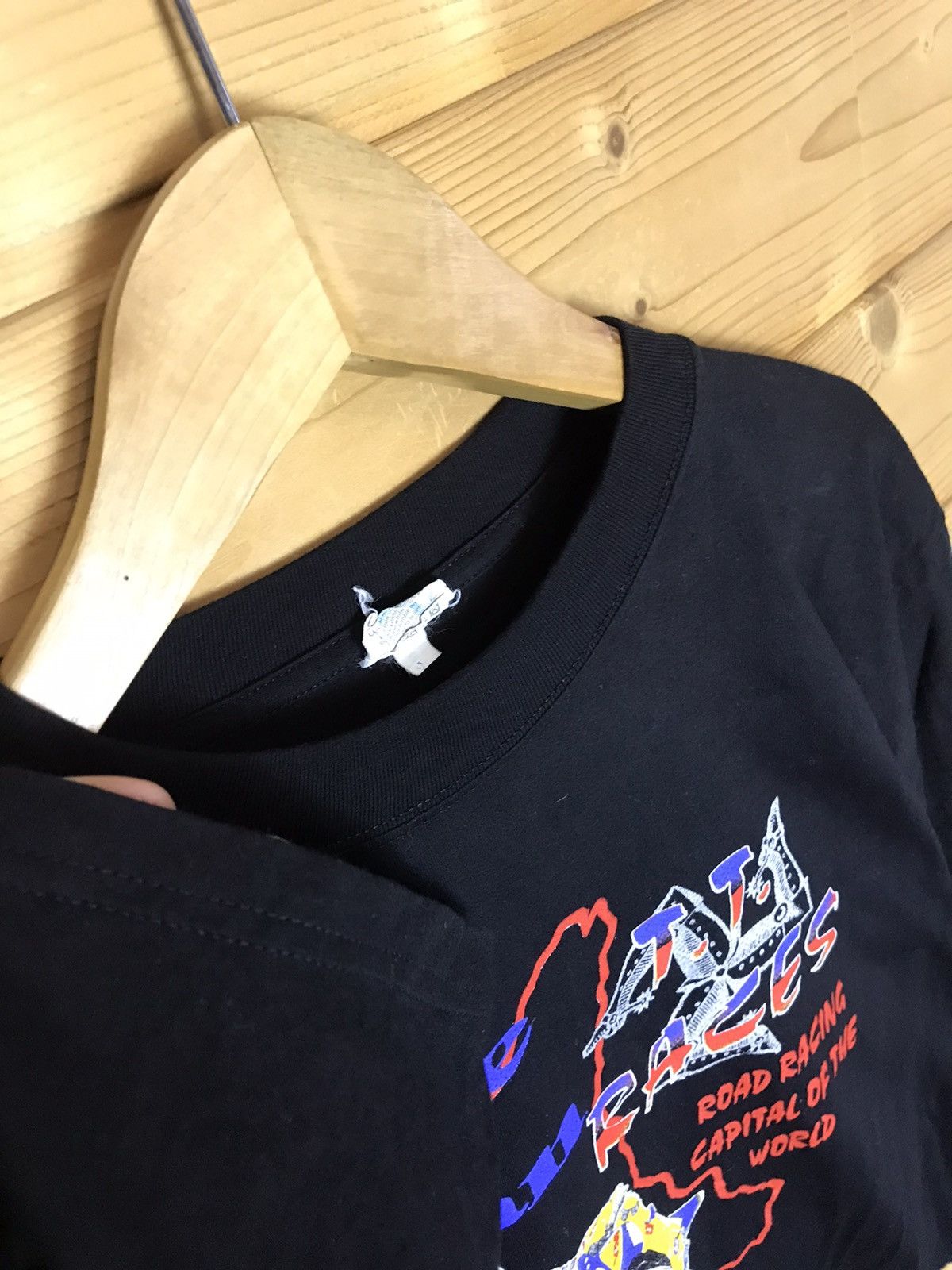 Vintage Vintage Isle of Man t-shirt Size US M / EU 48-50 / 2 - 4 Thumbnail