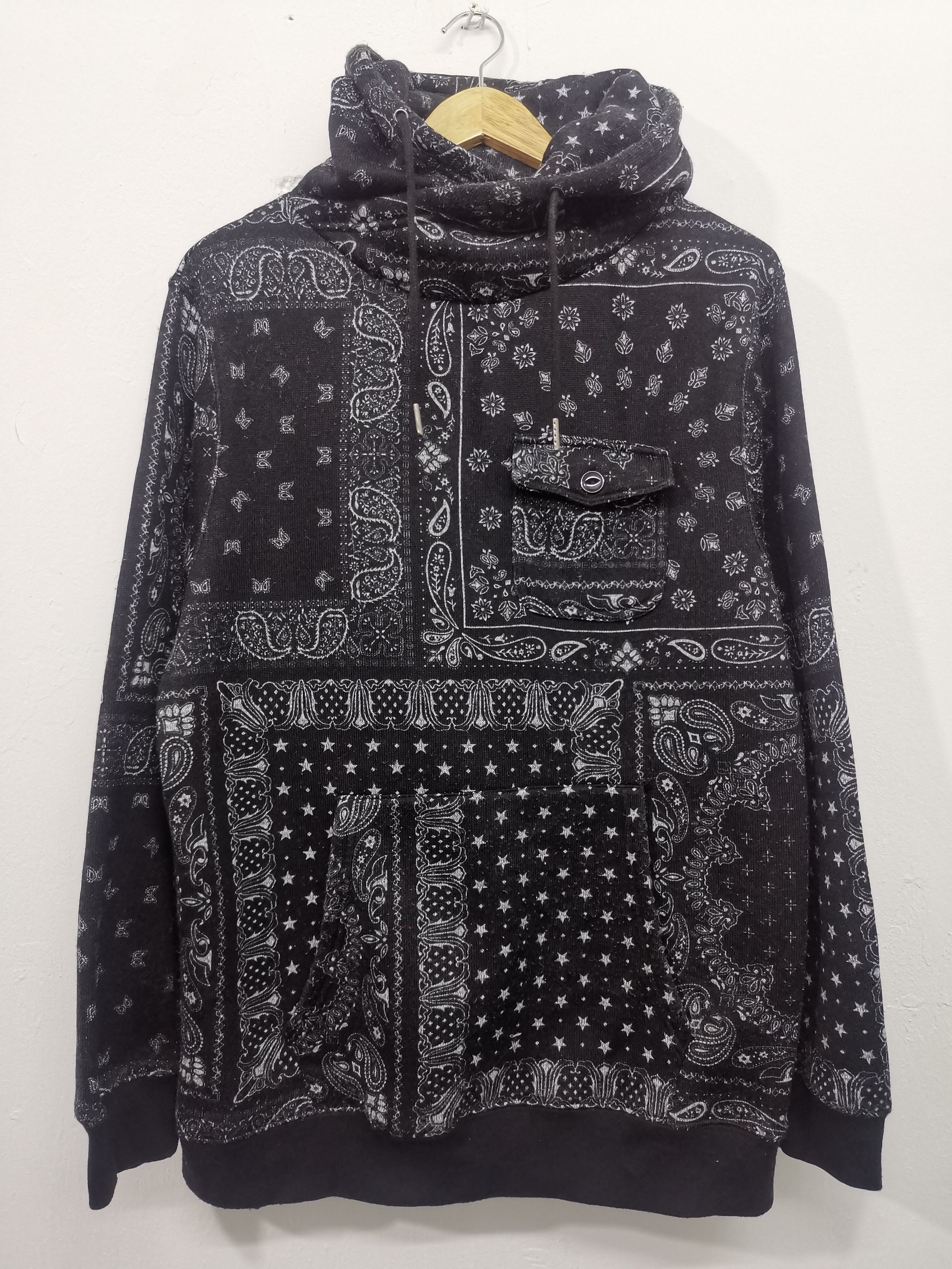image of Designer Ills Kapital Inspired Bandana Hoodie in Black, Men's (Size Large)