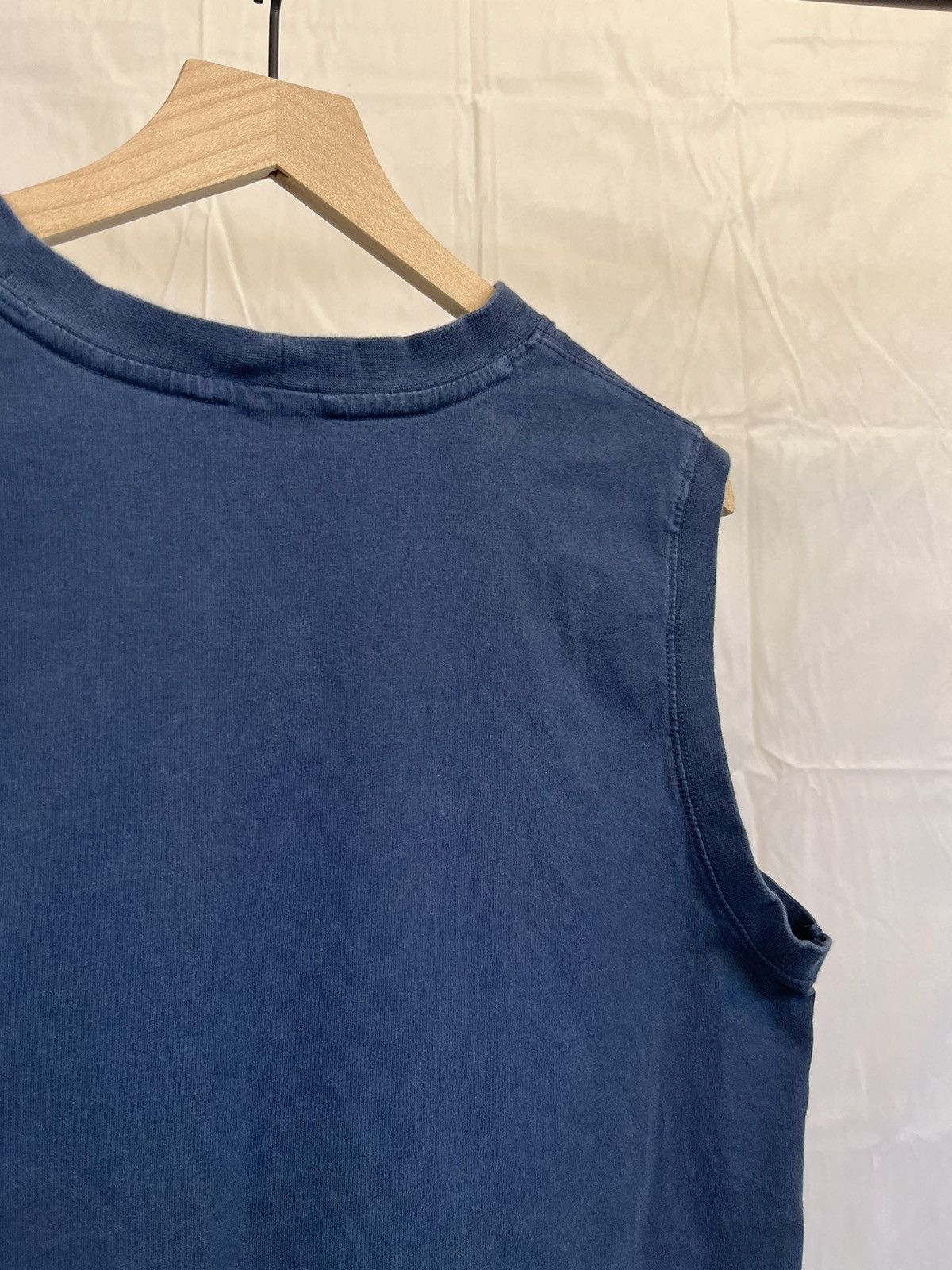 Vintage Vintage Blank Navy Blue Sleeveless Pocket Tee Size US L / EU 52-54 / 3 - 10 Thumbnail