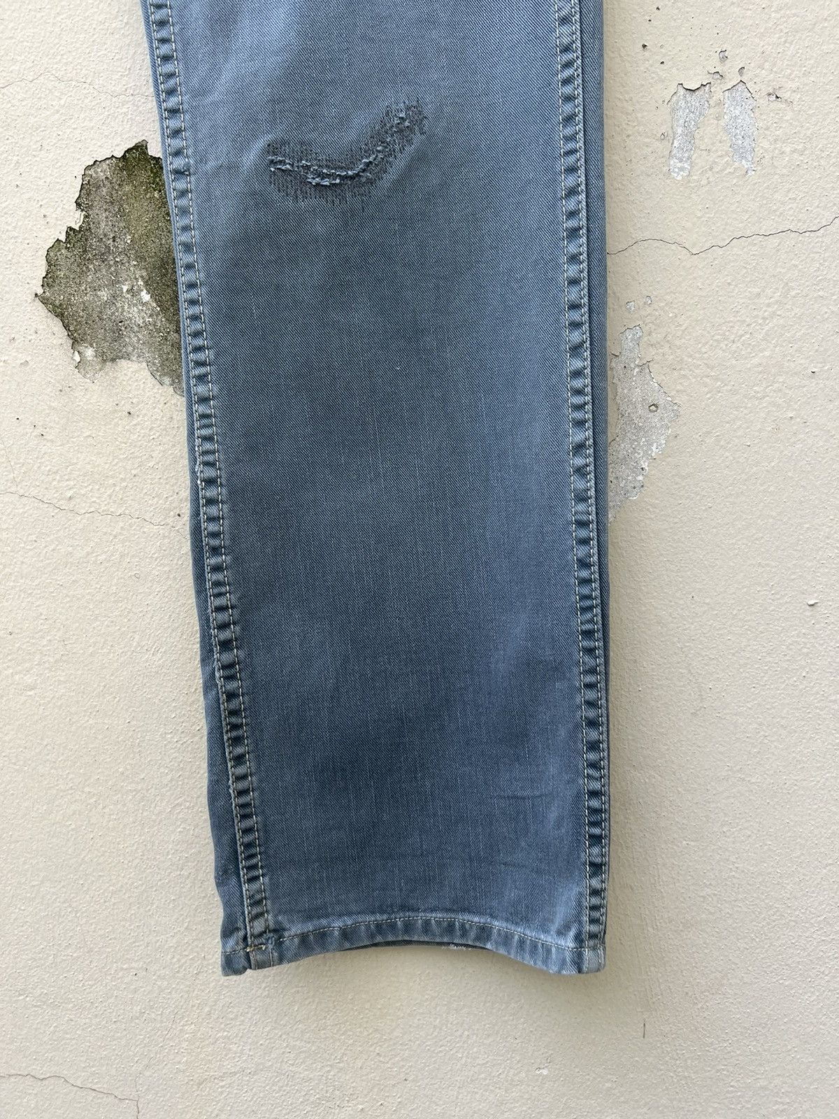 Levi's Vintage 90s Levi’s Red Beauregard Sun Fade Distress Jeans Size US 34 / EU 50 - 12 Thumbnail