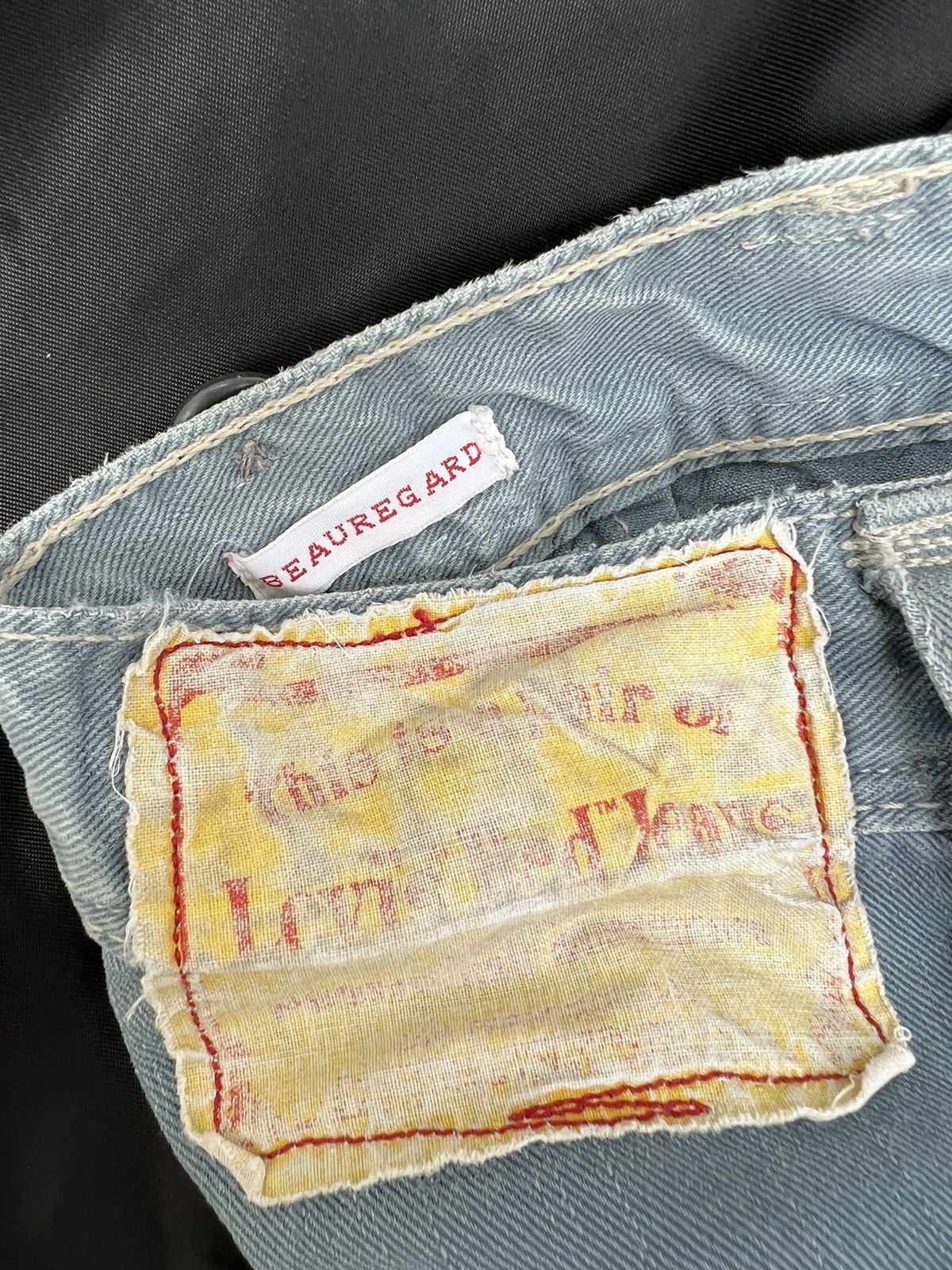 Levi's Vintage 90s Levi’s Red Beauregard Sun Fade Distress Jeans Size US 34 / EU 50 - 24 Thumbnail