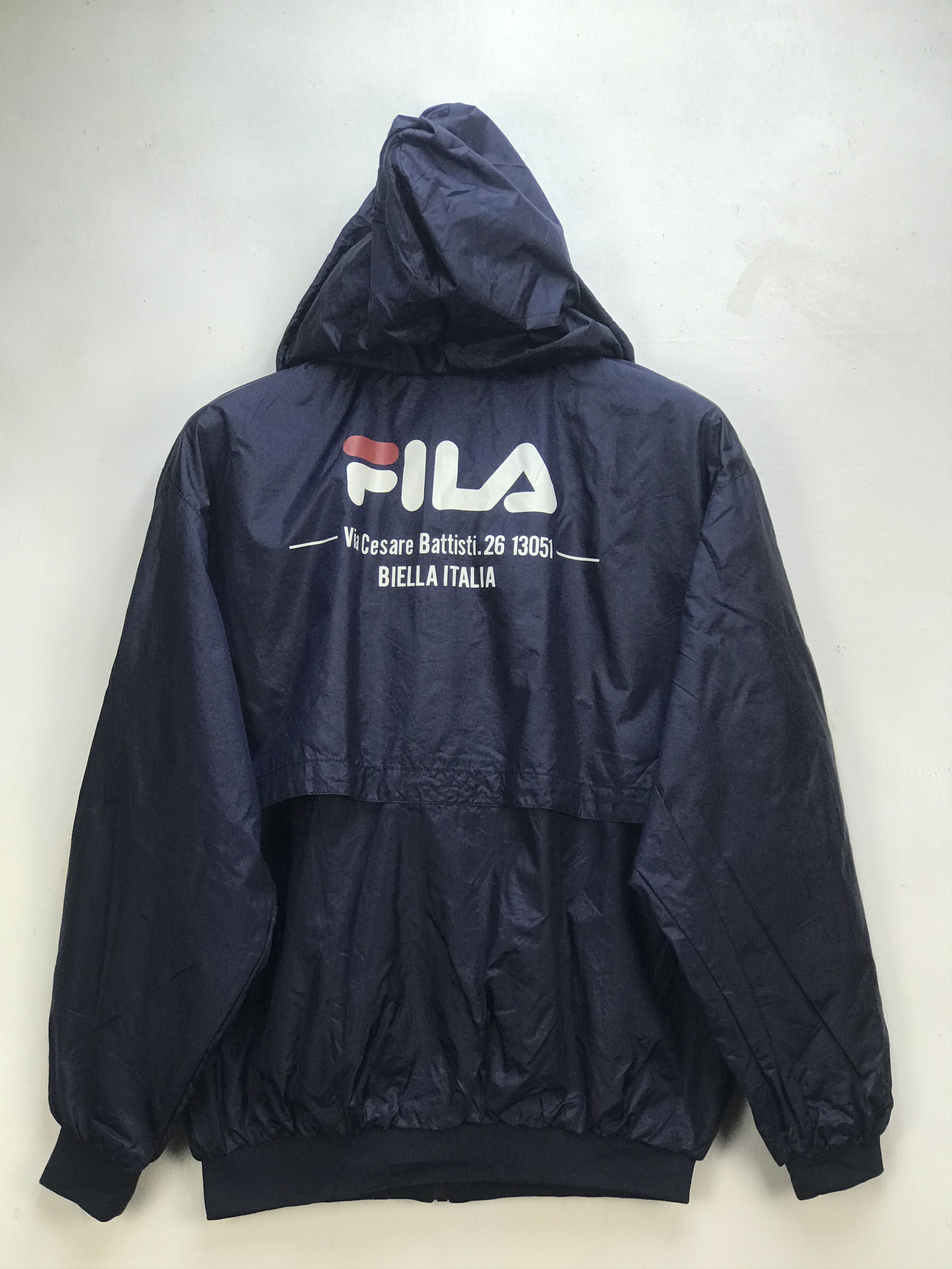 VINTAGE FILA SPELLOUT RARE DESIGN WINDBREAKER HOODIE