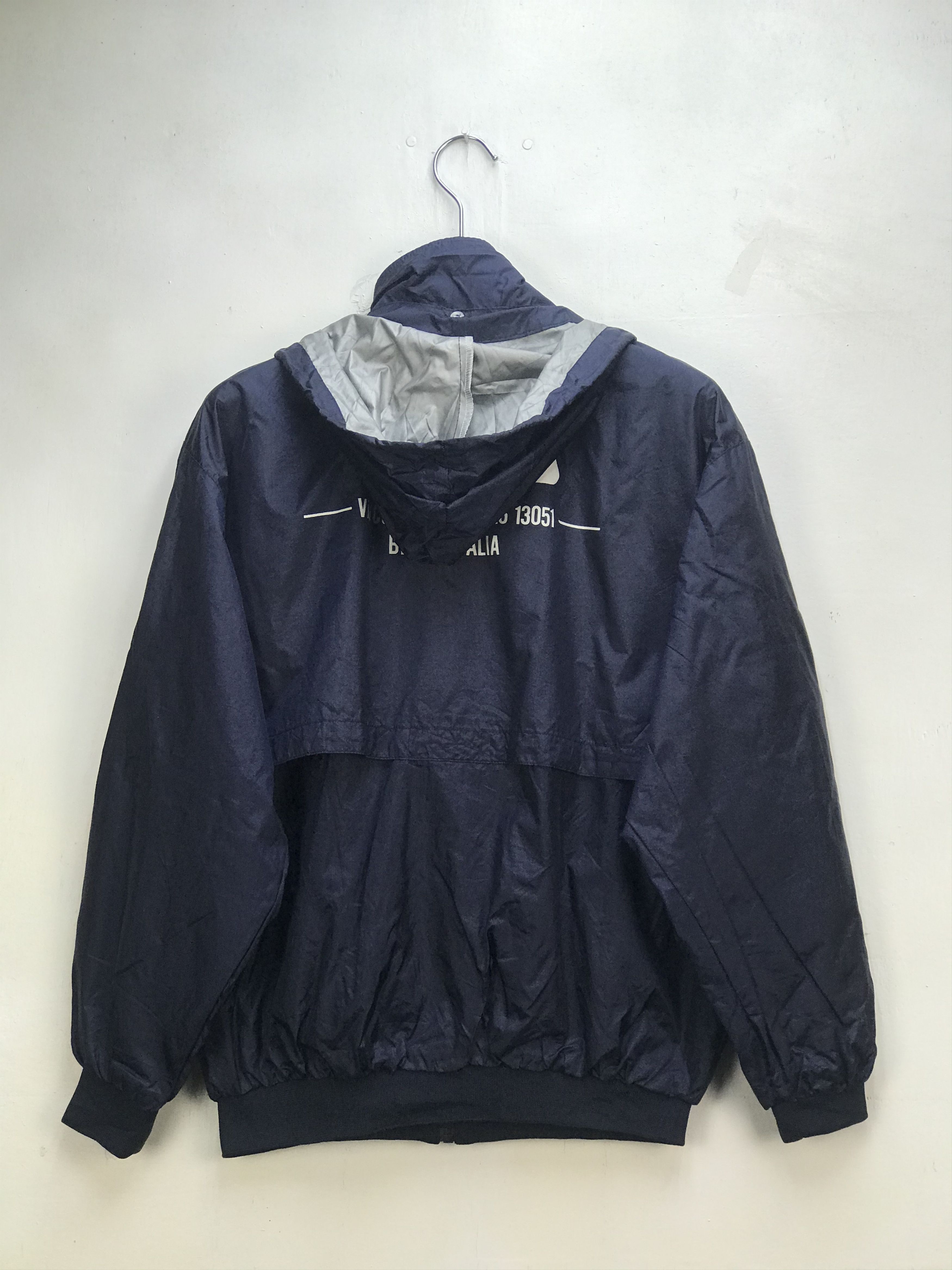 Fila VINTAGE FILA SPELLOUT RARE DESIGN WINDBREAKER HOODIE Size US M / EU 48-50 / 2 - 6 Thumbnail