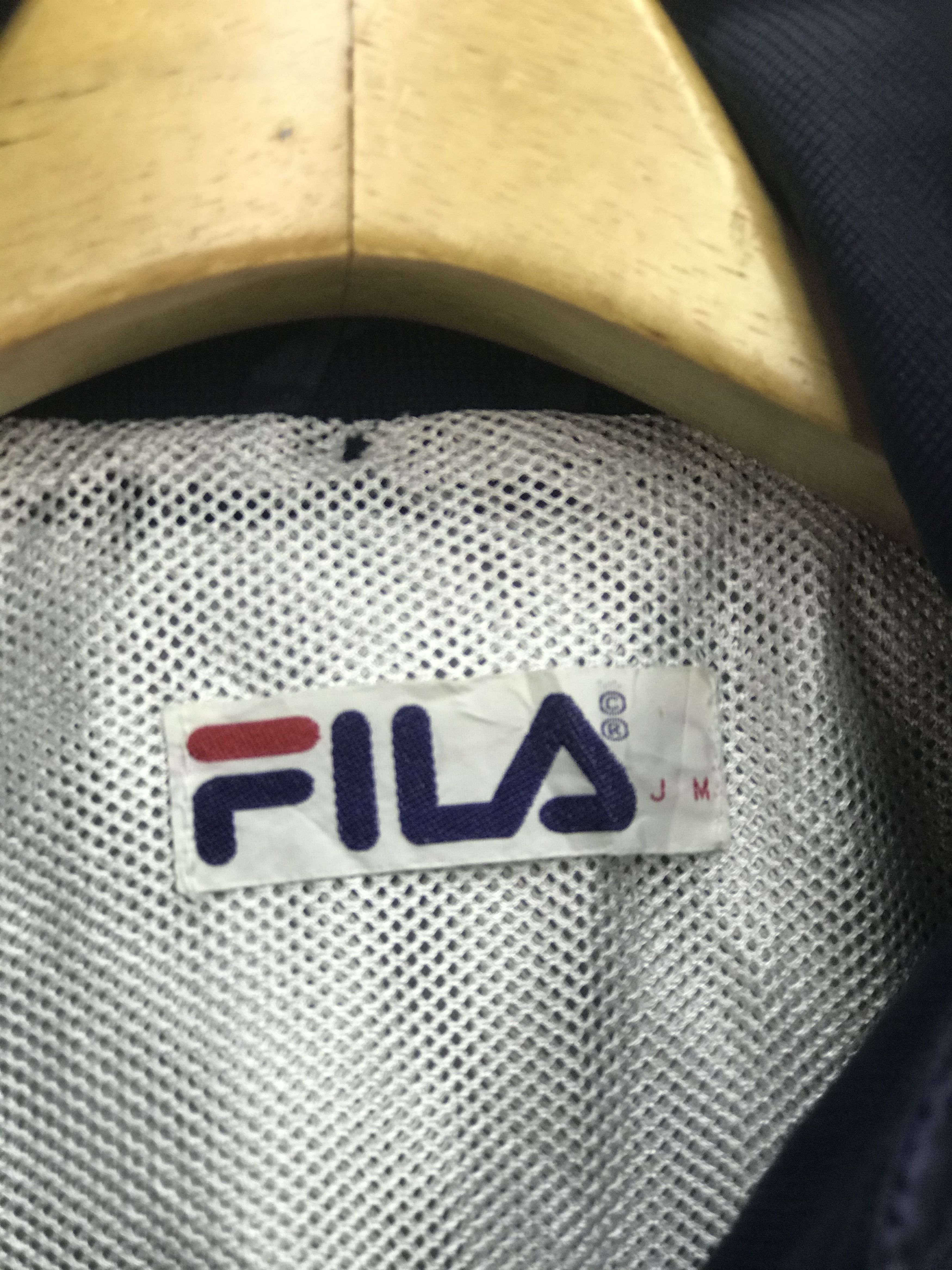 Fila VINTAGE FILA SPELLOUT RARE DESIGN WINDBREAKER HOODIE Size US M / EU 48-50 / 2 - 3 Thumbnail