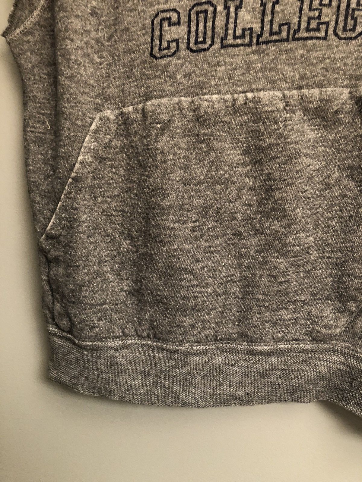 Vintage Thrashed 70s 80s Distressed College School Crewneck Size US S / EU 44-46 / 1 - 8 Thumbnail
