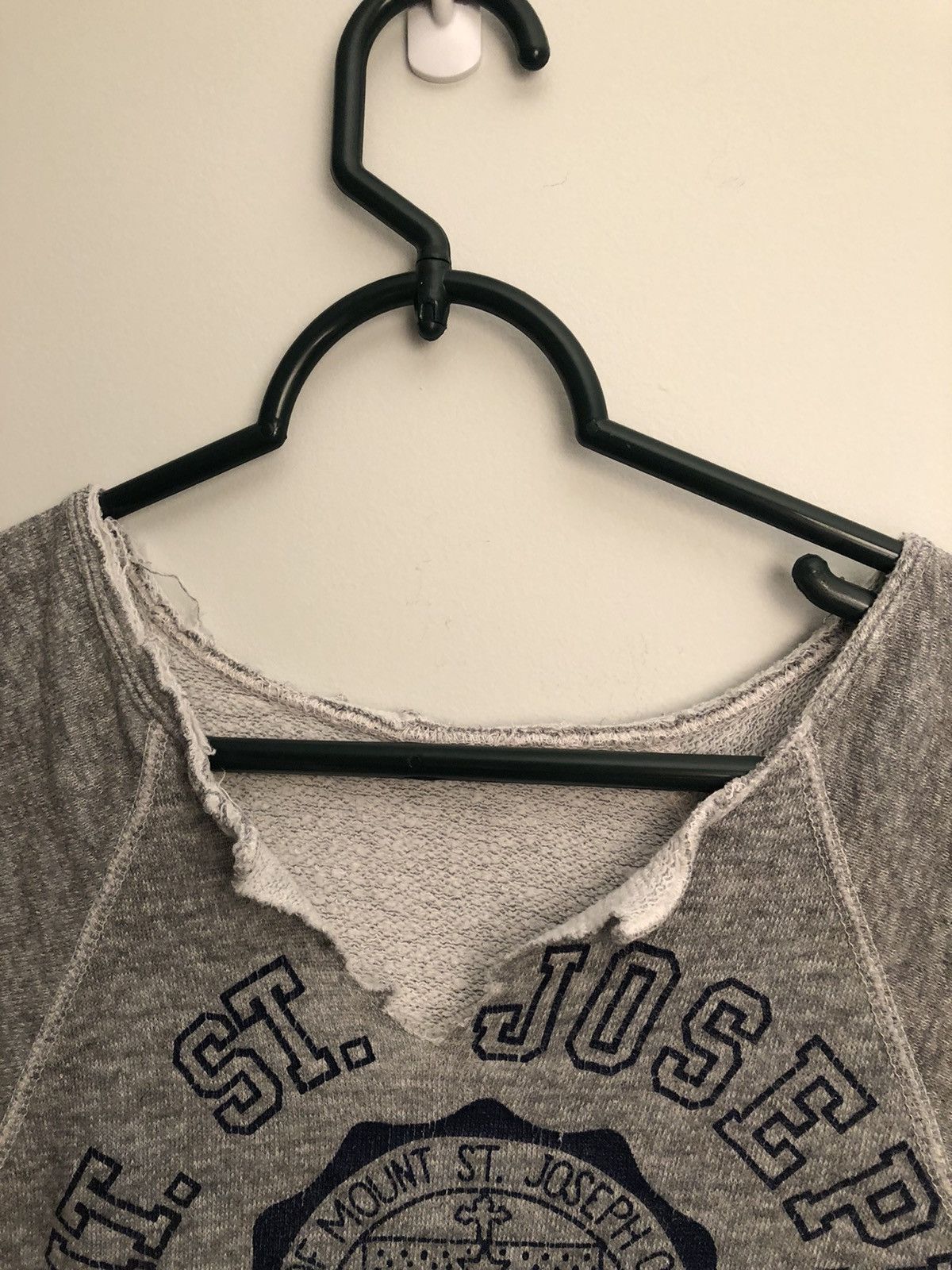Vintage Thrashed 70s 80s Distressed College School Crewneck Size US S / EU 44-46 / 1 - 5 Thumbnail