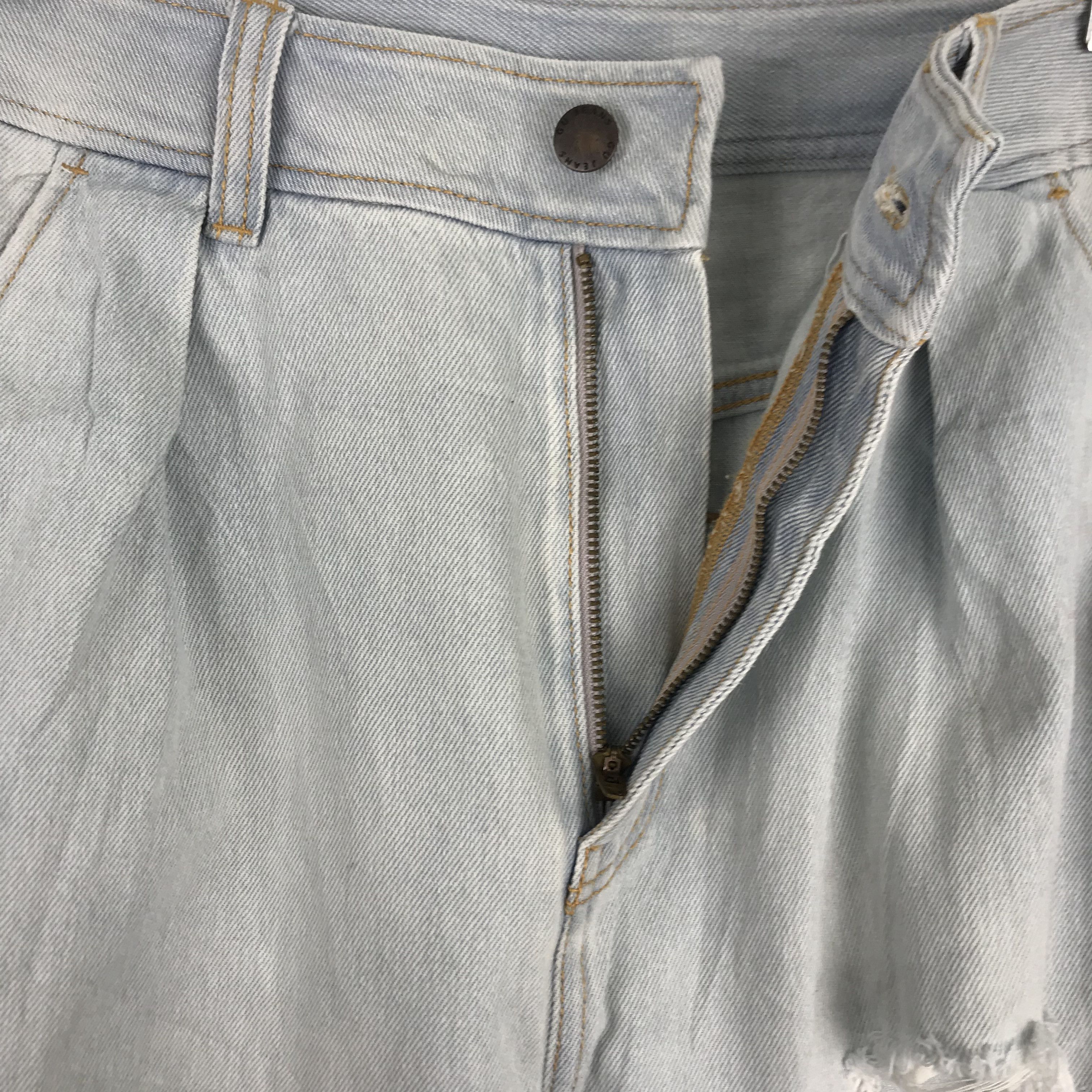 Uniqlo X118 JAPAN GU RIPPED JEANS KURT COBAIN STYLE Size US 28 / EU 44 - 6 Thumbnail