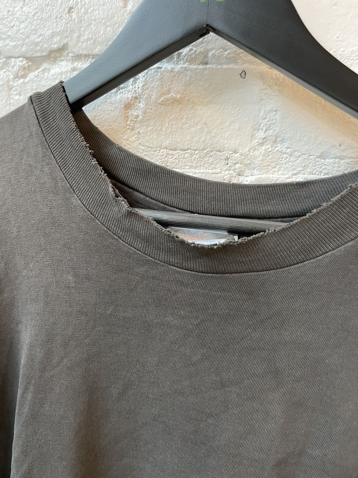 Vintage Vintage 90s Black Sun Washed THRASHED blank Shirt Oversize Size US XXL / EU 58 / 5 - 3 Thumbnail