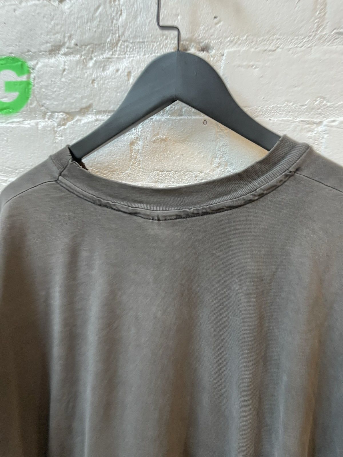 Vintage Vintage 90s Black Sun Washed THRASHED blank Shirt Oversize Size US XXL / EU 58 / 5 - 8 Thumbnail