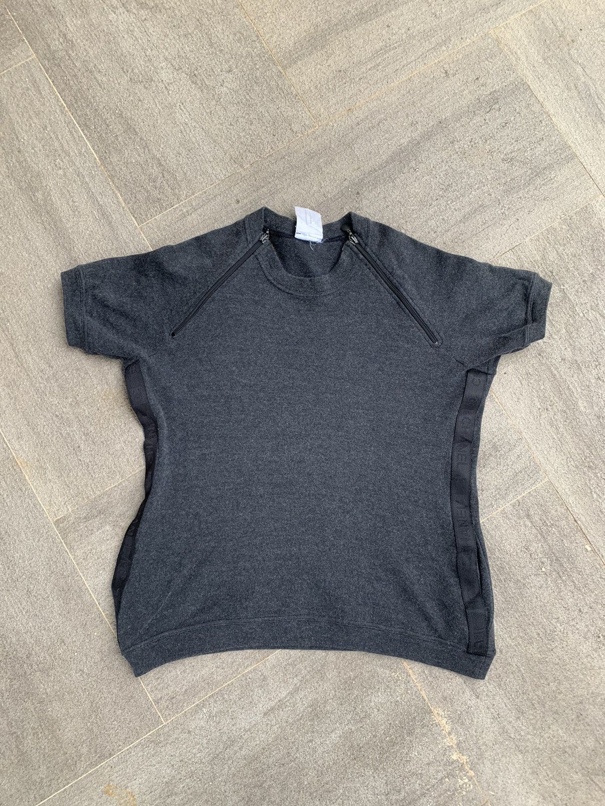 Chanel Chanel Tee Size M / US 6-8 / IT 42-44 - 1 Thumbnail