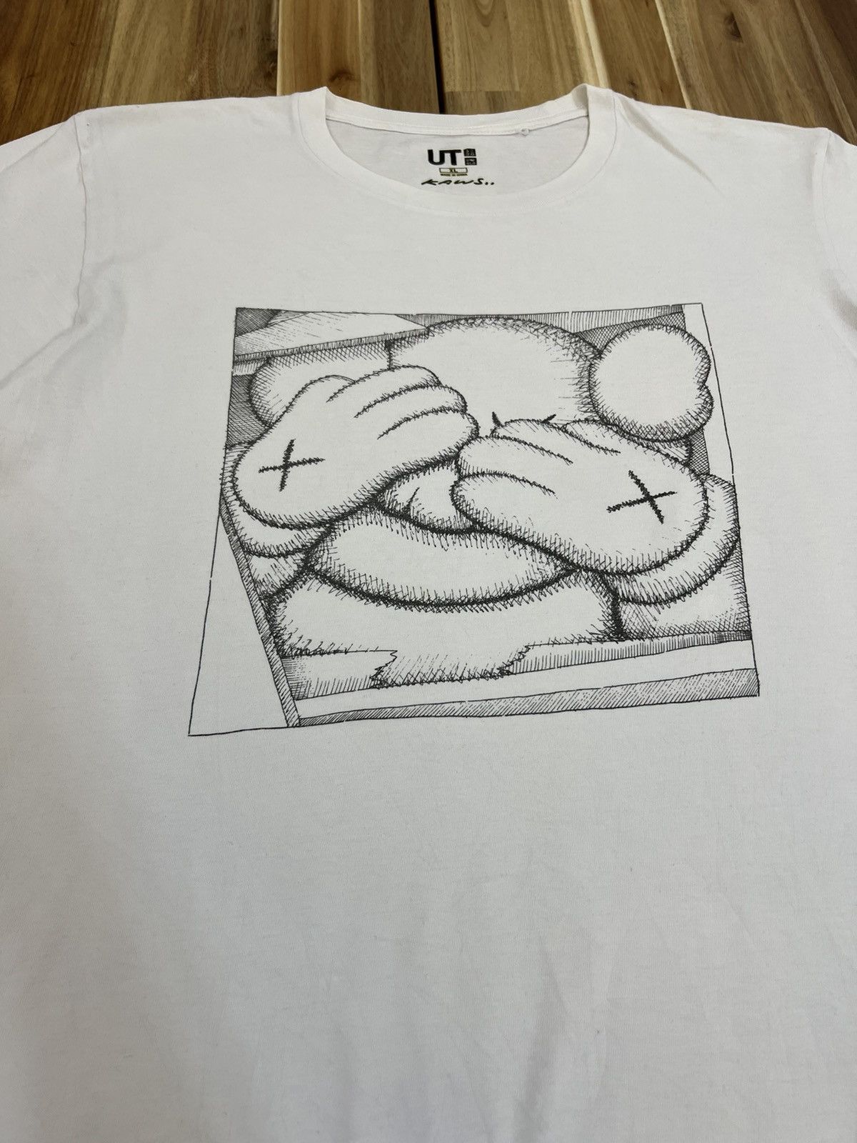 Kaws × Uniqlo Kaws X Uniqlo Shirts Size US XL / EU 56 / 4 - 3 Thumbnail