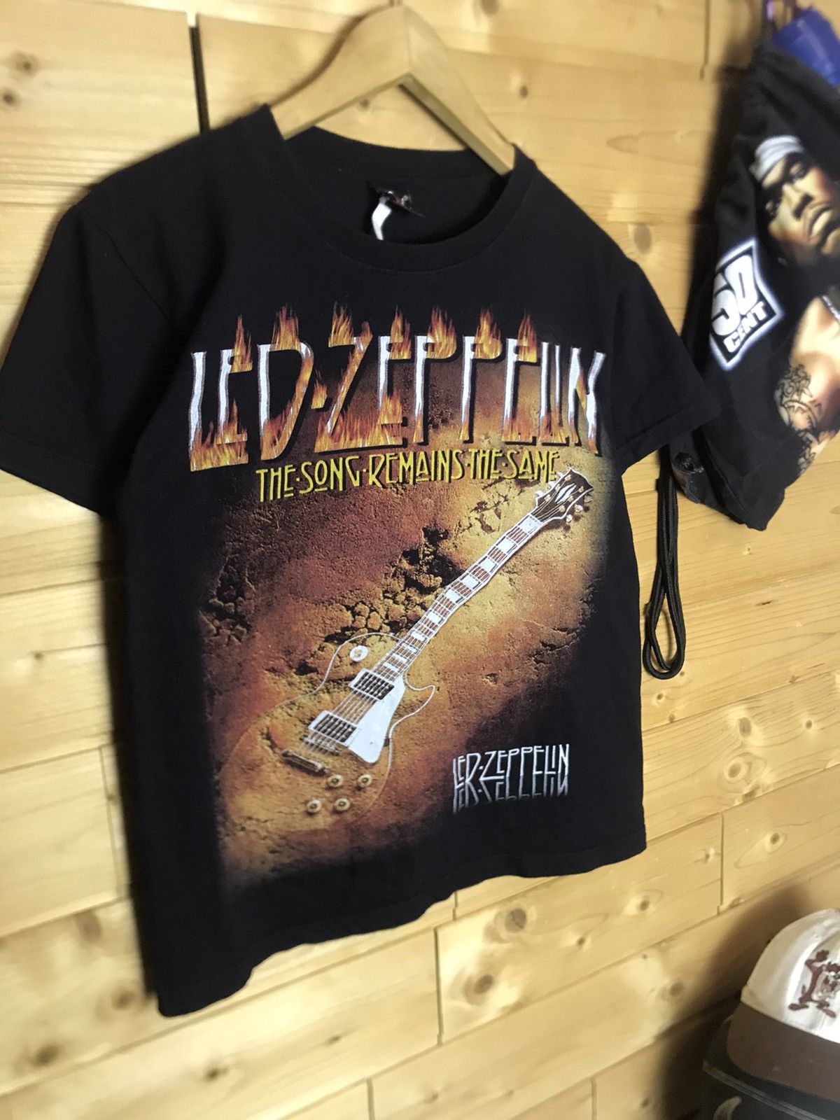 Led Zeppelin Vintage Led Zeppelin band short t-shirt Size US S / EU 44-46 / 1 - 3 Thumbnail
