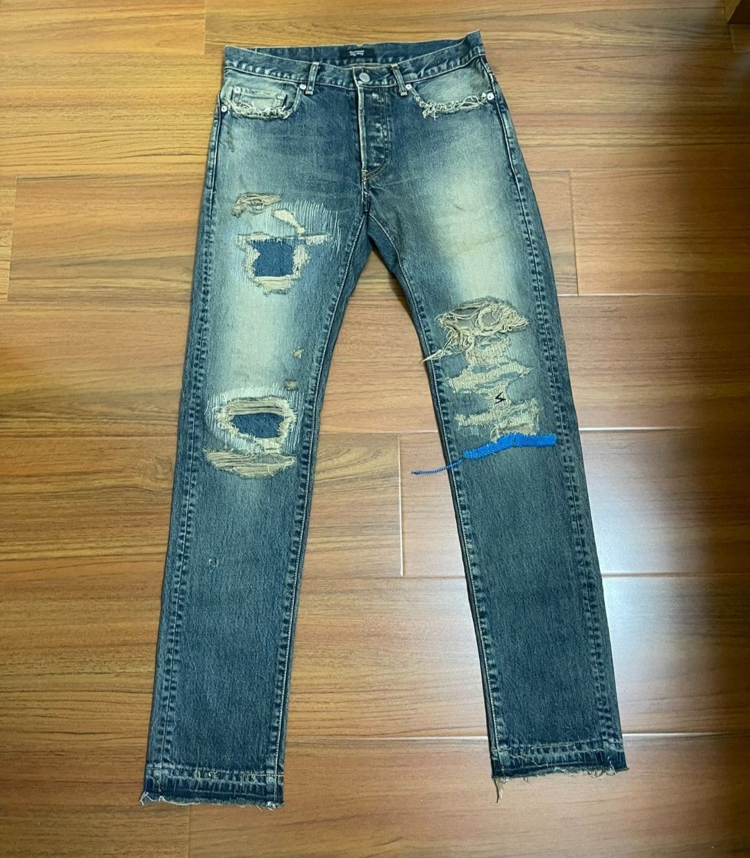 image of Undercover Under Cover Jeans in Blue, Men's (Size 29)