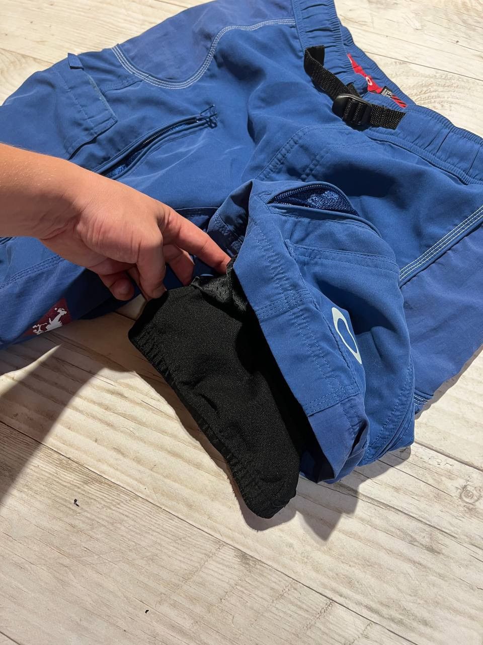 Oakley Vintage Oakley Software Technical Cycling Cargo Shorts Bike Size US 32 / EU 48 - 13 Thumbnail
