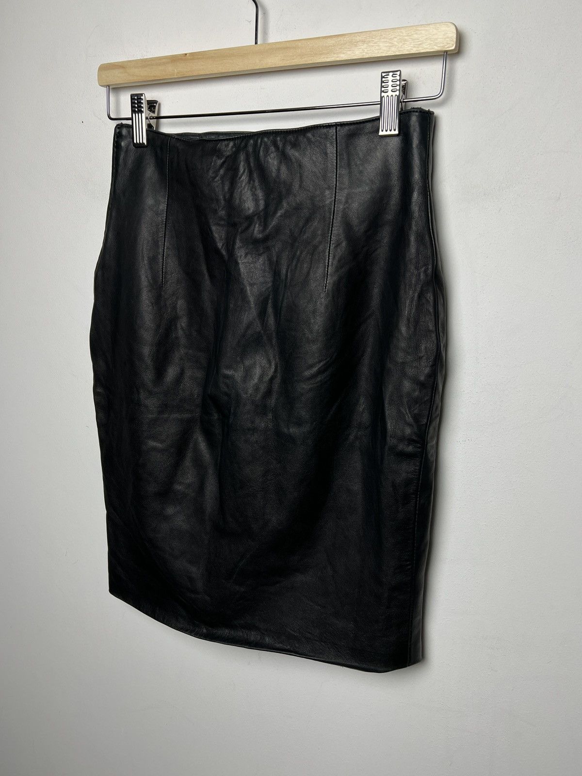 Karl Lagerfeld karl lagerfeld leather skirt Size 28" / US 6 / IT 42 - 7 Thumbnail