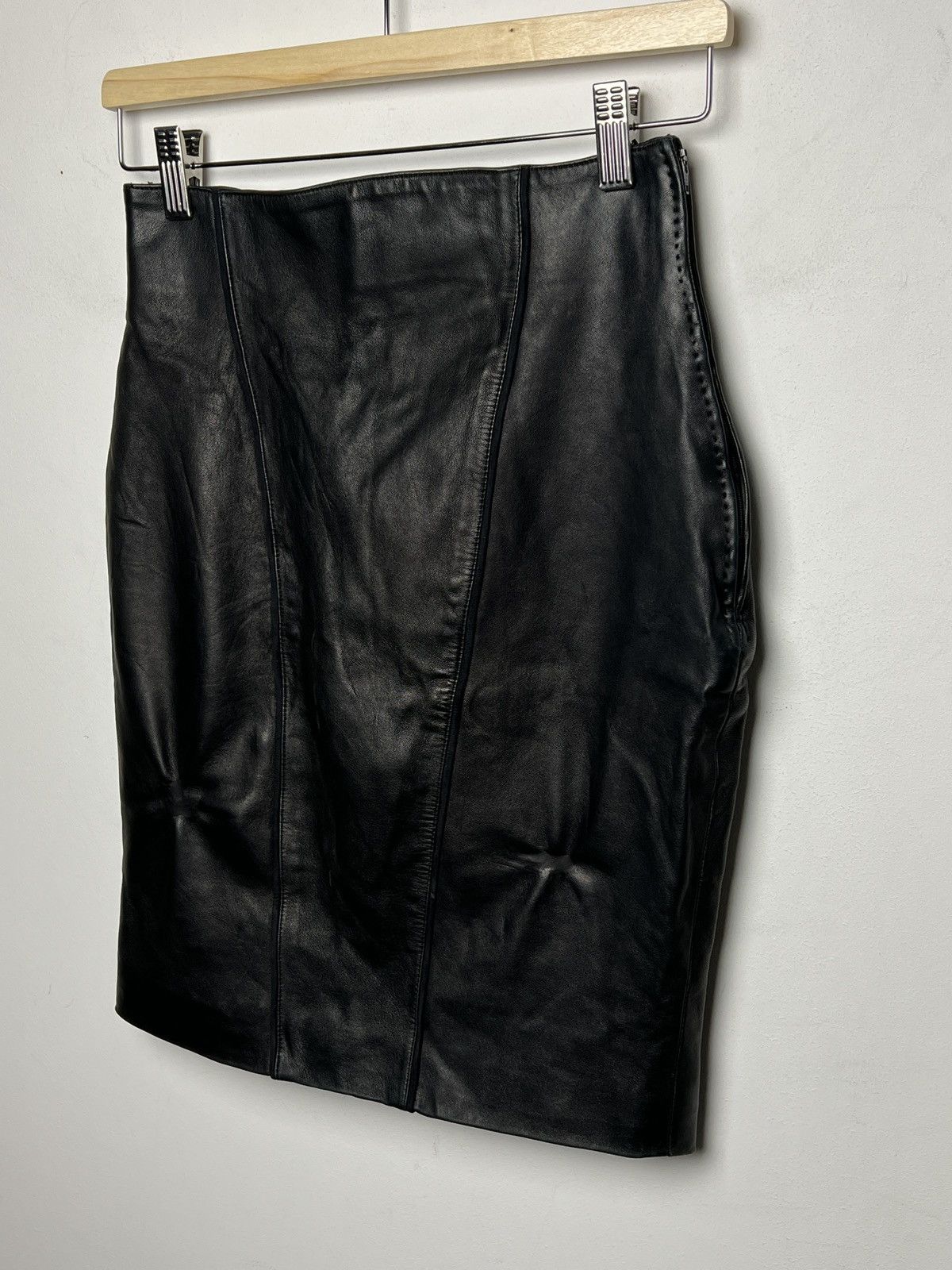 Karl Lagerfeld karl lagerfeld leather skirt Size 28" / US 6 / IT 42 - 2 Thumbnail