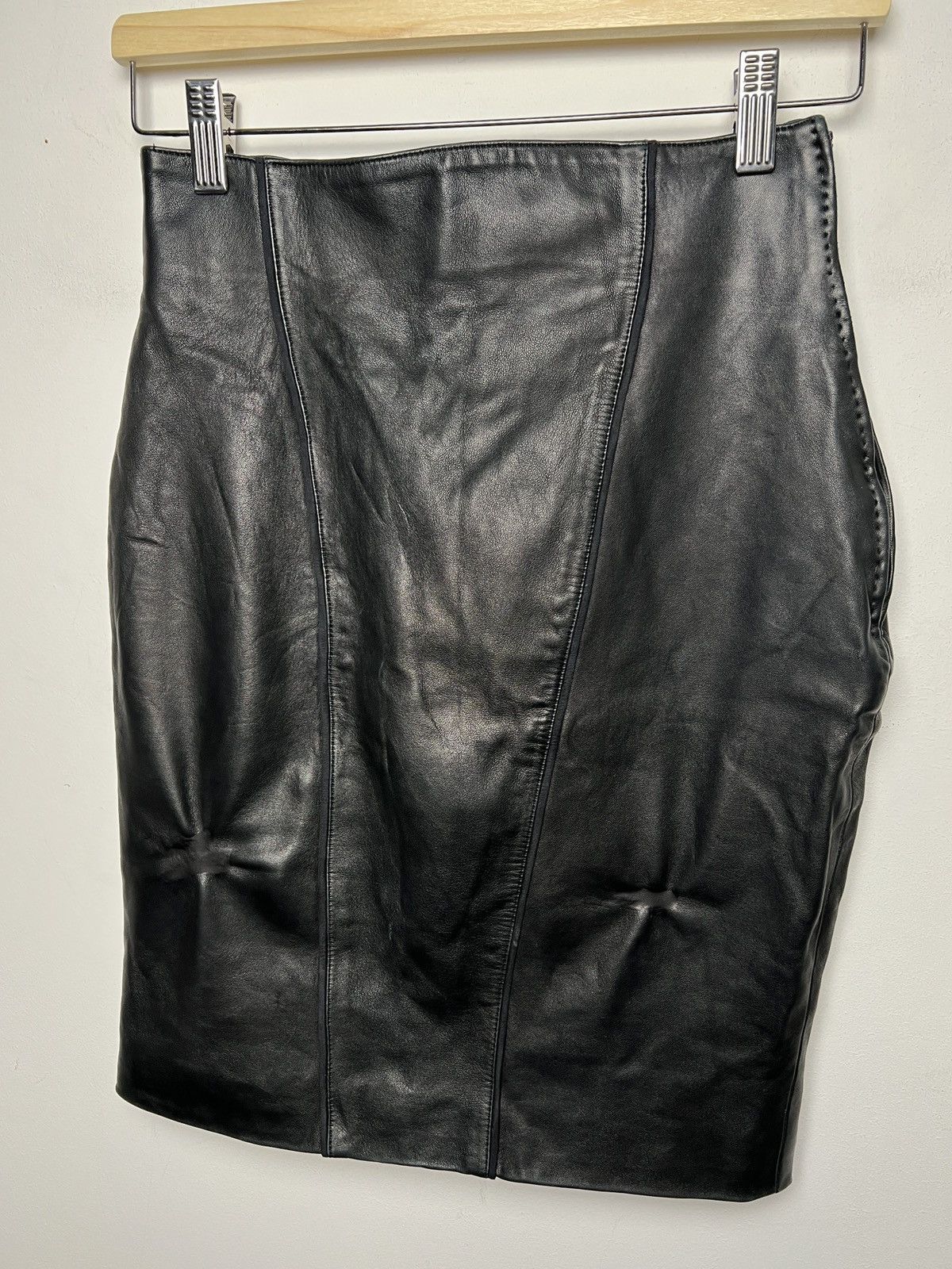 Karl Lagerfeld karl lagerfeld leather skirt Size 28" / US 6 / IT 42 - 6 Thumbnail