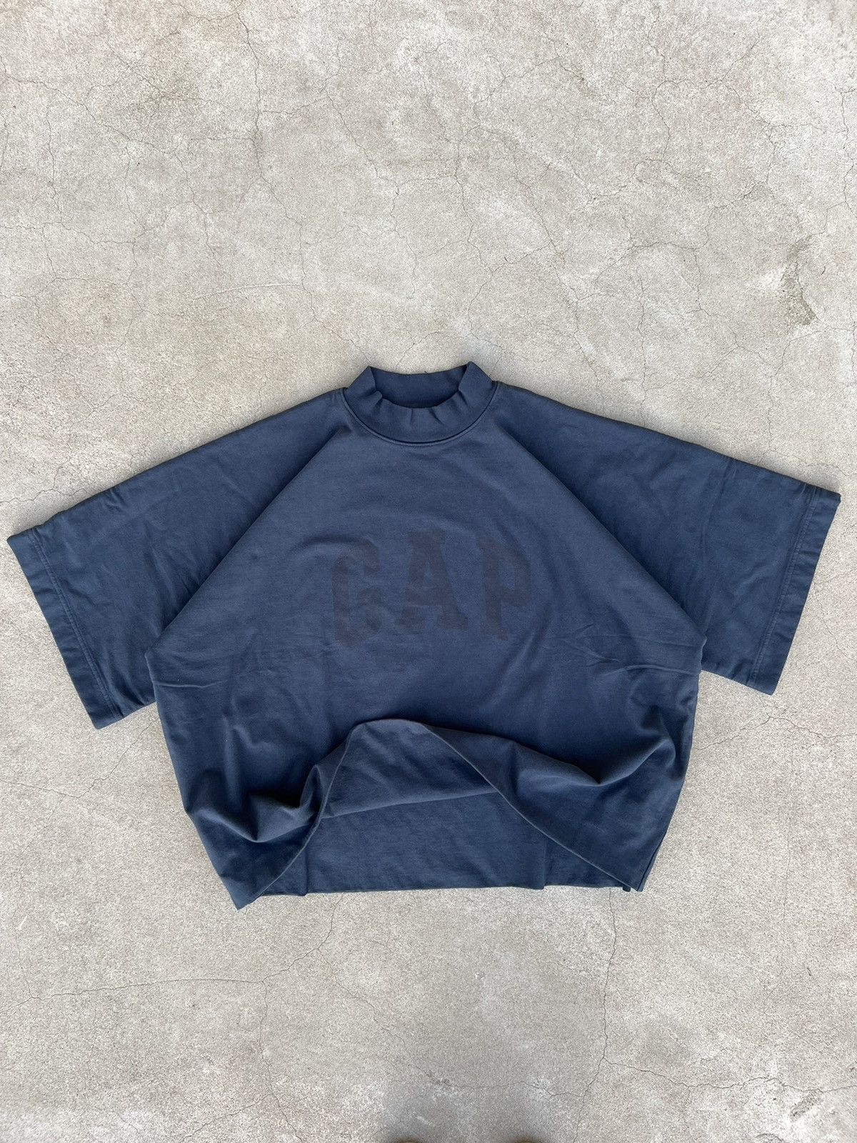 Gap NWT Yeezy Gap Dove No Seam Tee Size US S / EU 44-46 / 1 - 4 Thumbnail