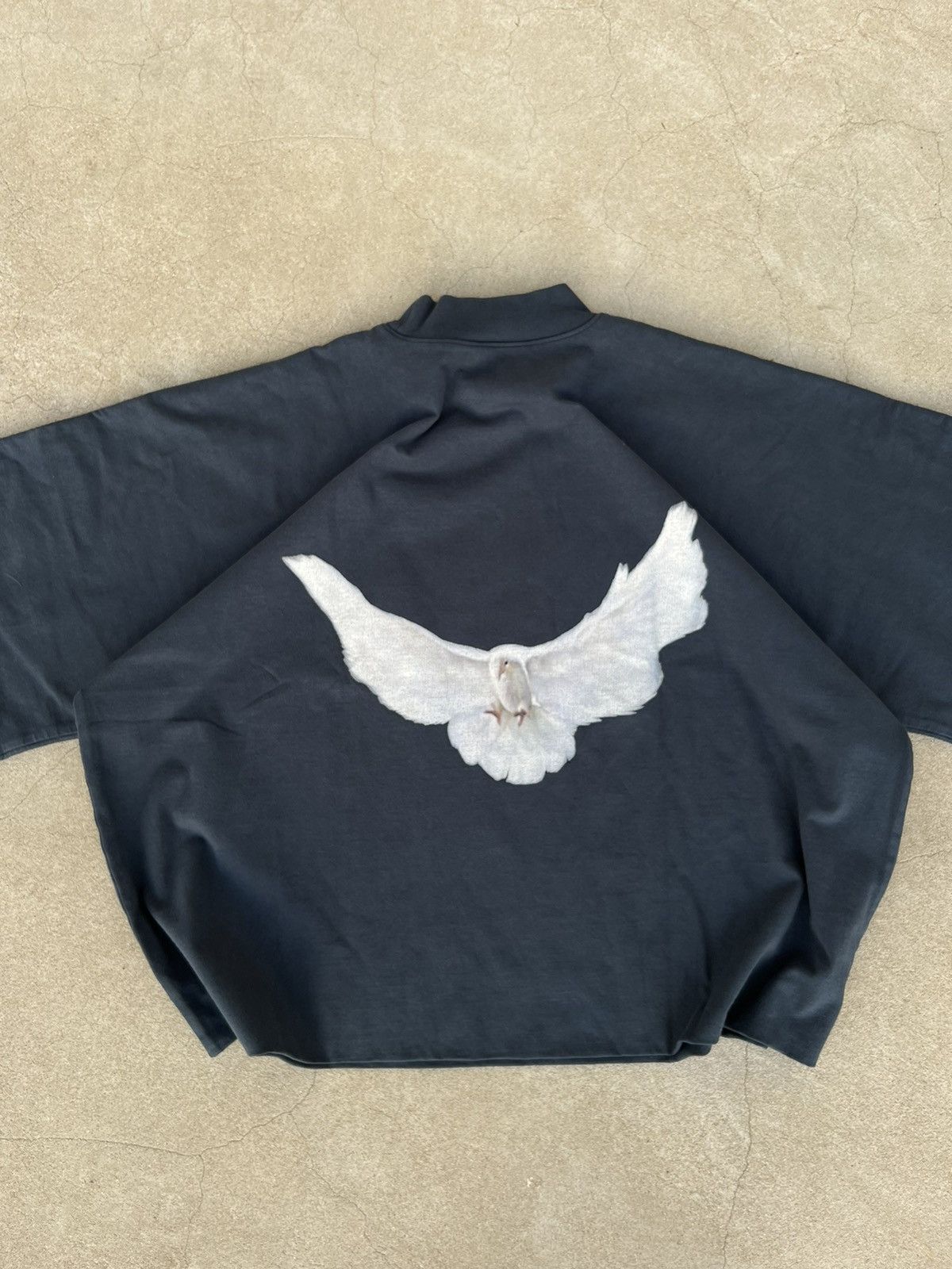 Gap NWT Yeezy Gap Dove No Seam Tee Size US S / EU 44-46 / 1 - 3 Thumbnail