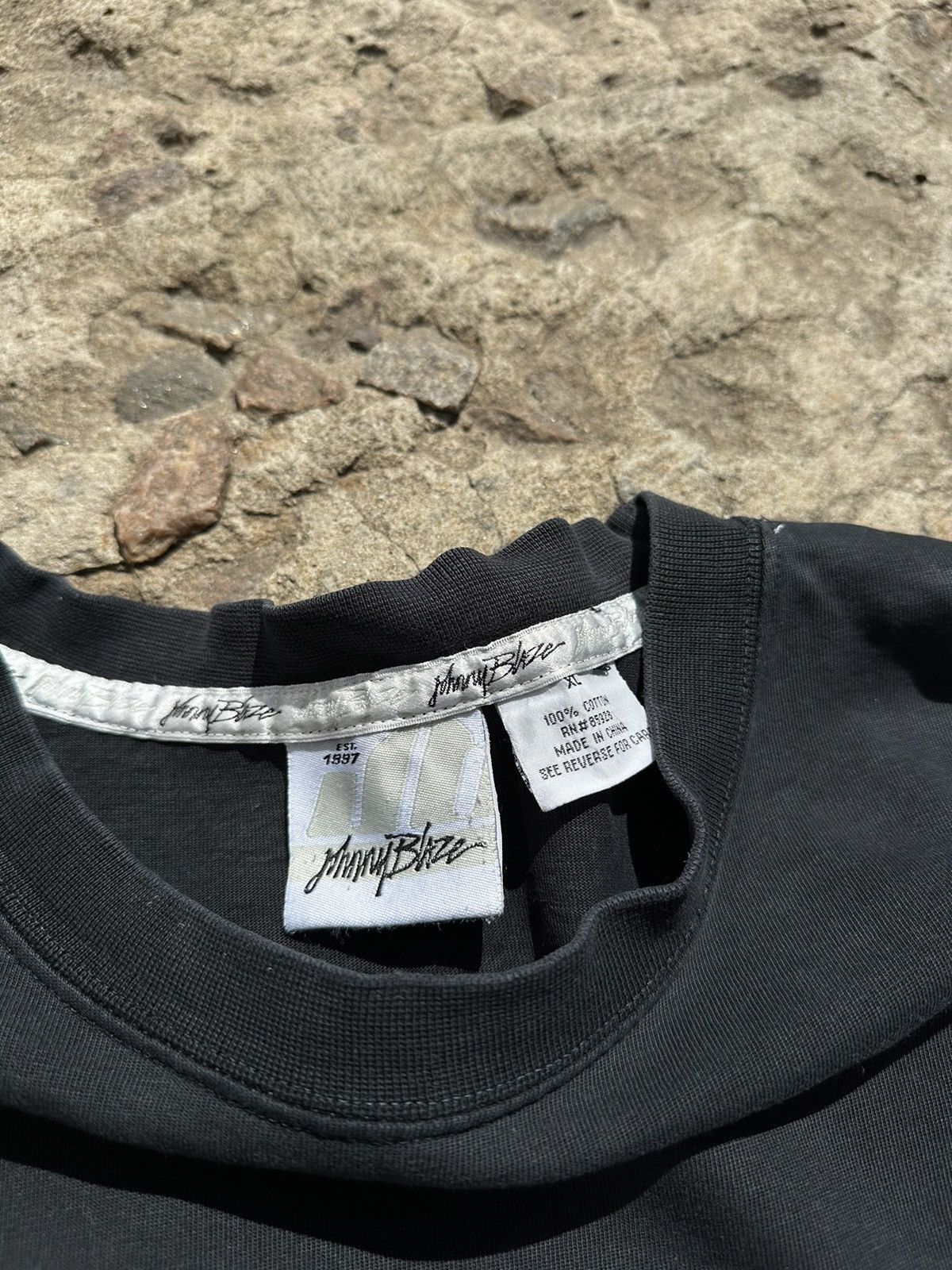 Rap Tees × Vintage × Wu-Tang Clan Vintage Johnny Blaze Method Man Faded T-Shirt Size US XL / EU 56 / 4 - 3 Thumbnail