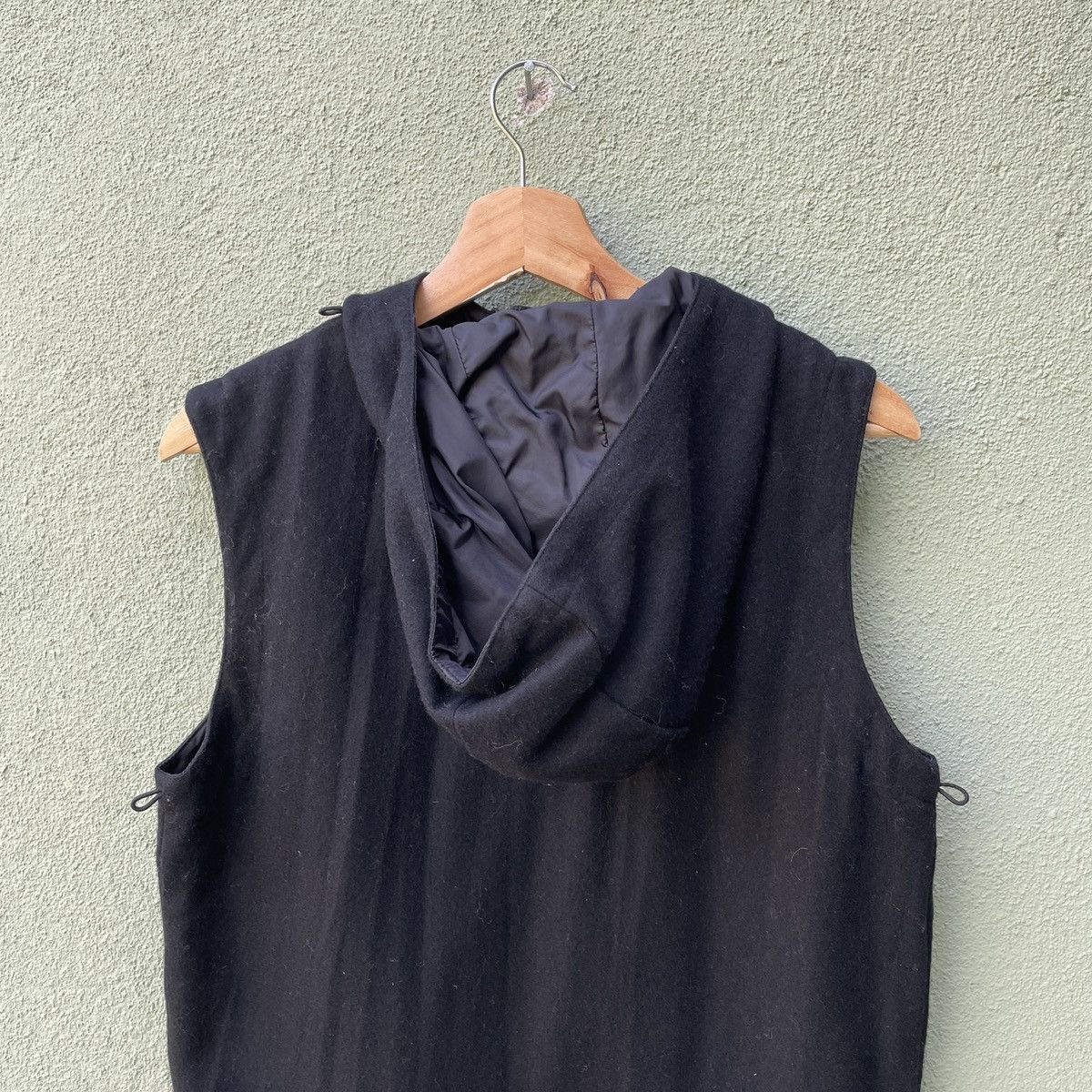 French Connection Vintage FRENCH CONNECTION Zipper Ups Hooded Vest Size US S / EU 44-46 / 1 - 9 Thumbnail