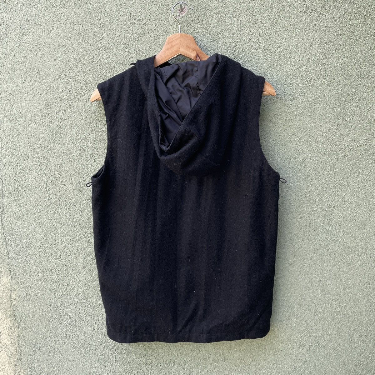 French Connection Vintage FRENCH CONNECTION Zipper Ups Hooded Vest Size US S / EU 44-46 / 1 - 10 Thumbnail
