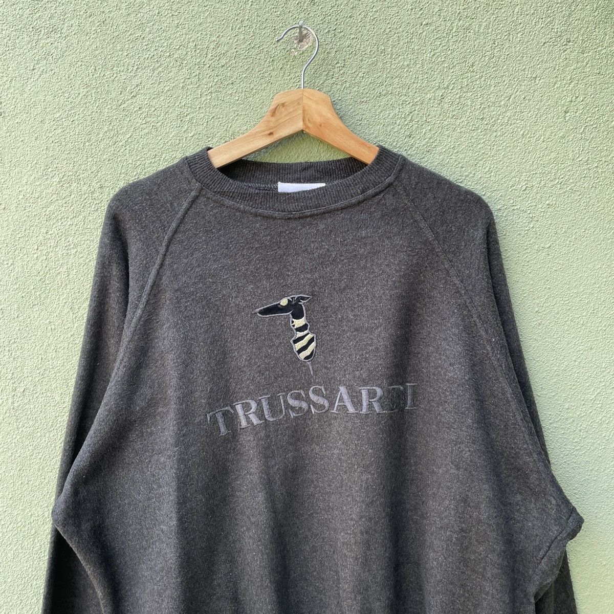 Japanese Brand Vtg TRUSSARDI Embroidery Logo Pullover Sweatshirt Jumper Size US XXL / EU 58 / 5 - 3 Thumbnail