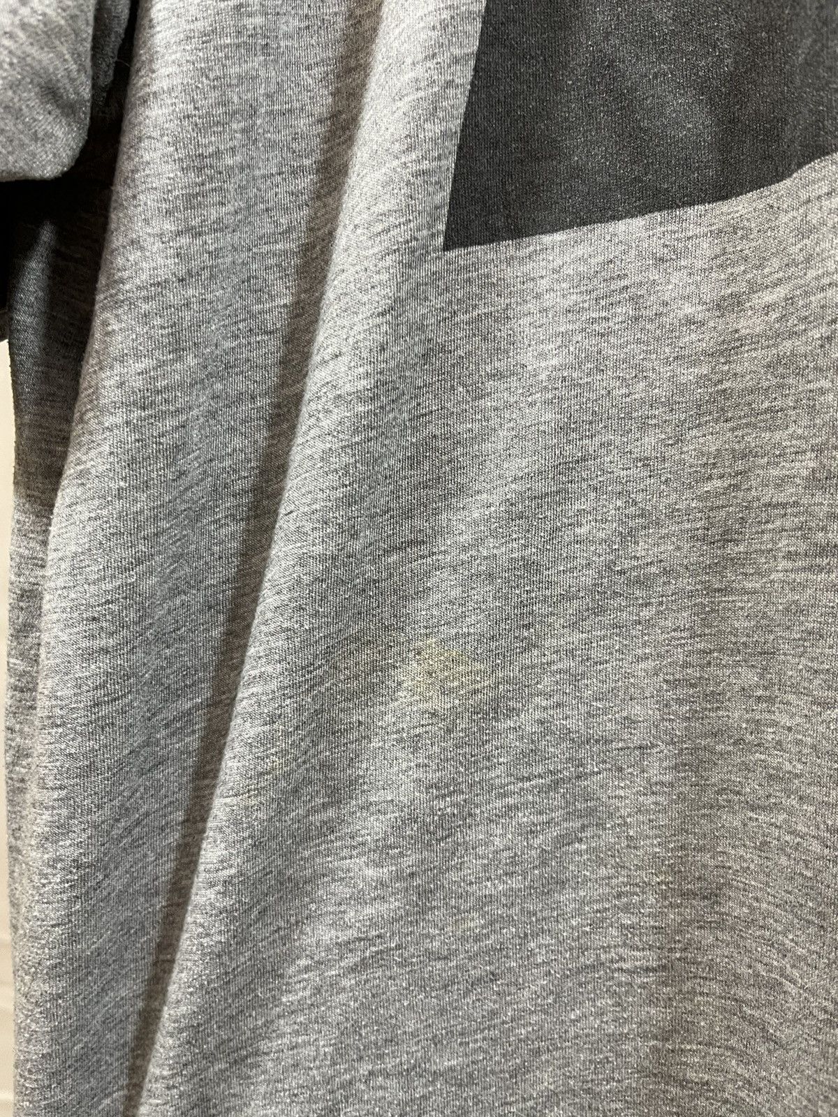 Vintage Vintage ARMY Thin Faded Basic Military Tee Size US L / EU 52-54 / 3 - 12 Thumbnail