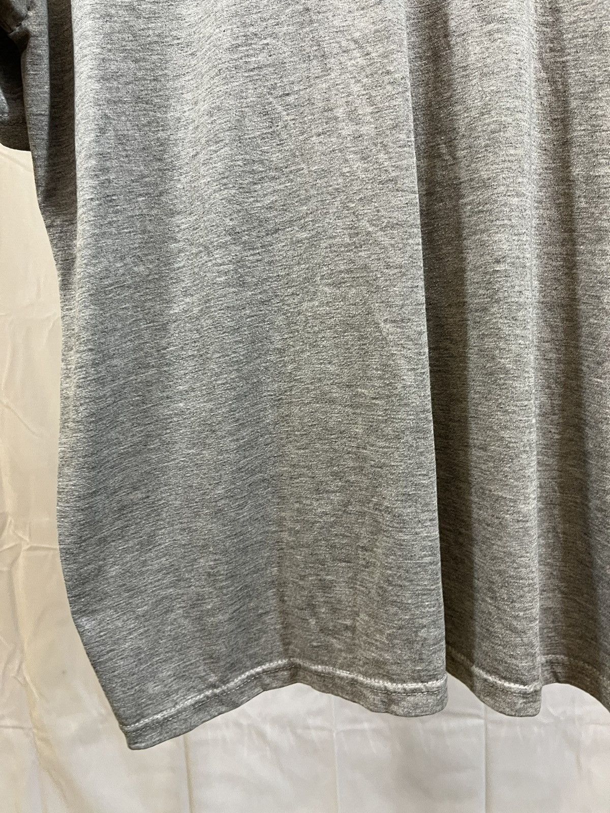 Vintage Vintage ARMY Thin Faded Basic Military Tee Size US L / EU 52-54 / 3 - 6 Thumbnail