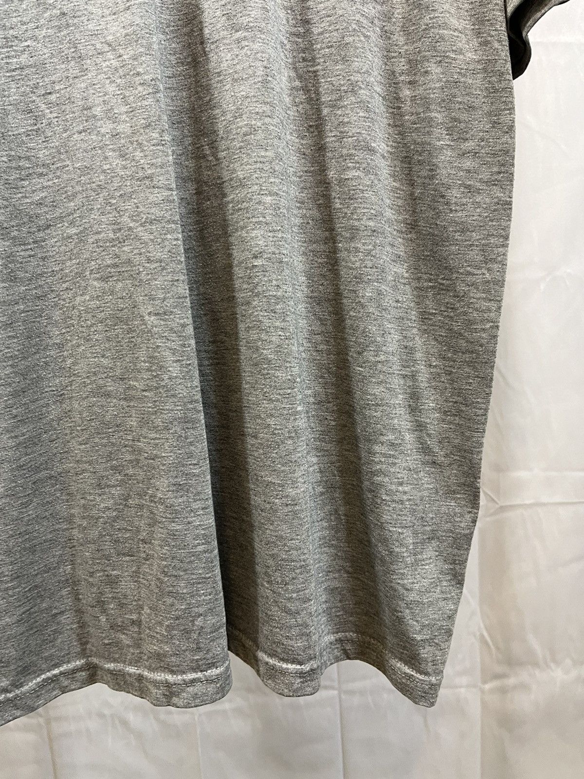 Vintage Vintage ARMY Thin Faded Basic Military Tee Size US L / EU 52-54 / 3 - 5 Thumbnail