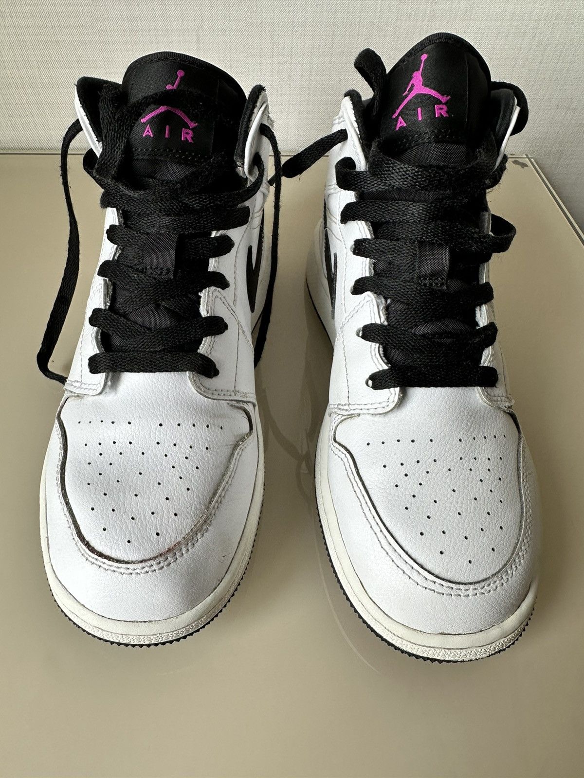 Jordan Brand × Nike Nike Air Jordan 1 Mid white black fuchsia Size US 8 / IT 38 - 4 Thumbnail