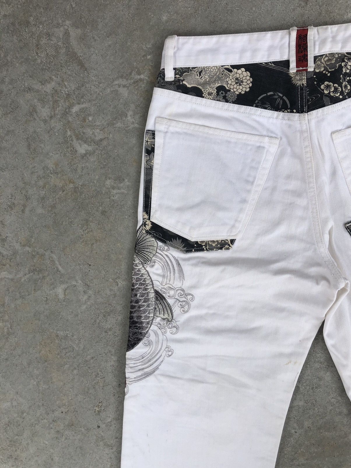 Karakuri Tamashii Karakuri Tamashi Embroidered Jeans Multipocket Size US 33 - 9 Thumbnail