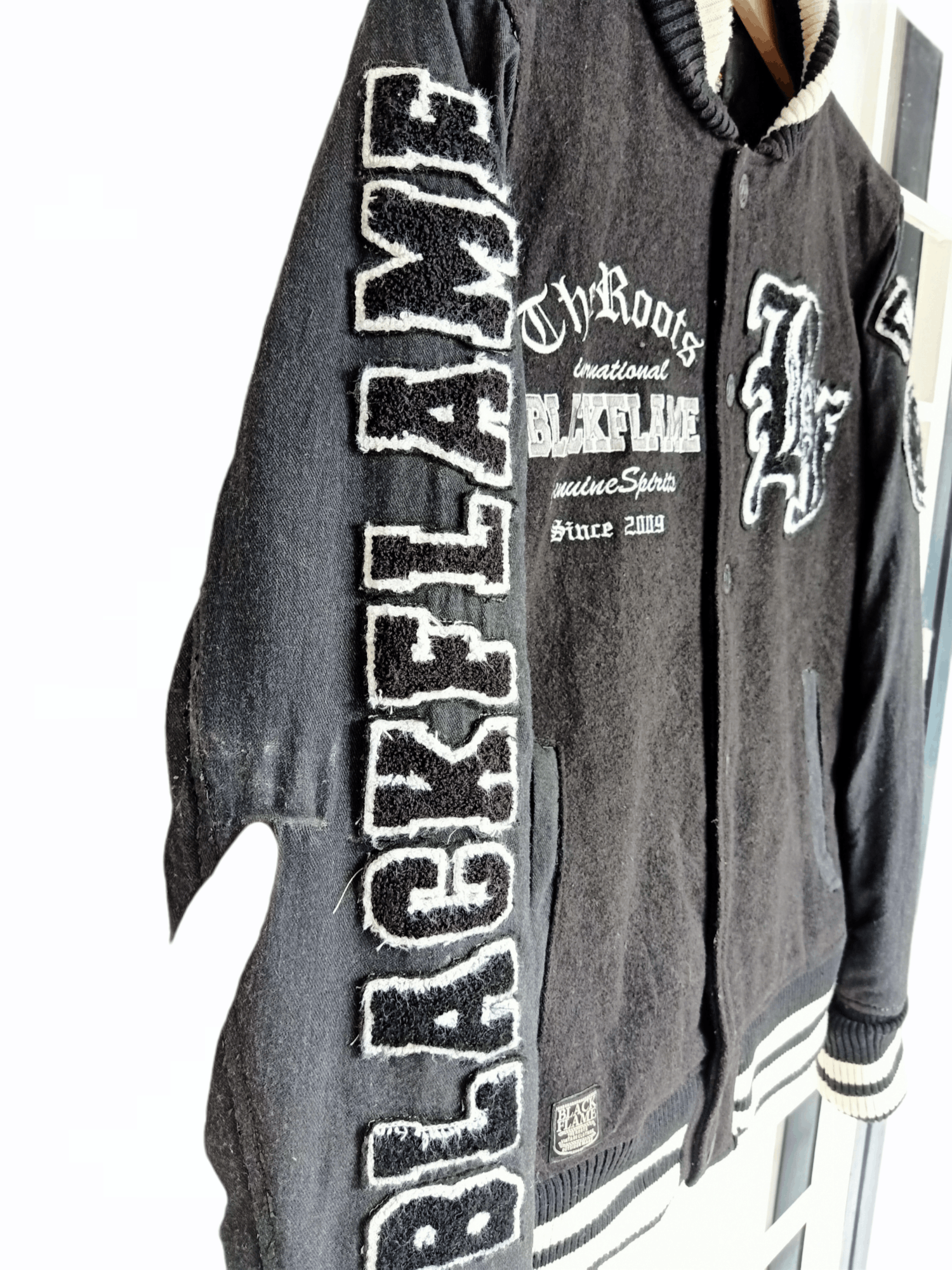 Roots × Vintage Black Flame Embroidery Varsity Jacket Size US S / EU 44-46 / 1 - 5 Thumbnail
