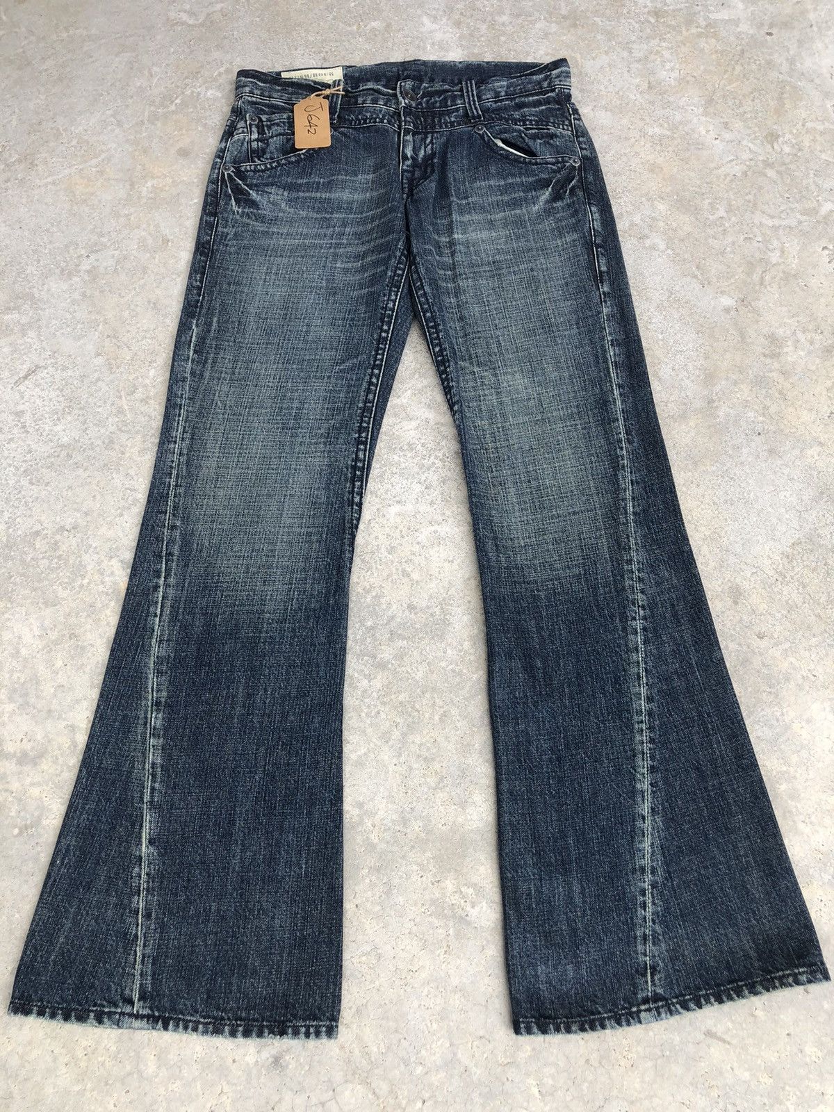 If Six Was Nine Y2k Rush hour Flared Jeans Distressed Size US 33 - 1 Thumbnail