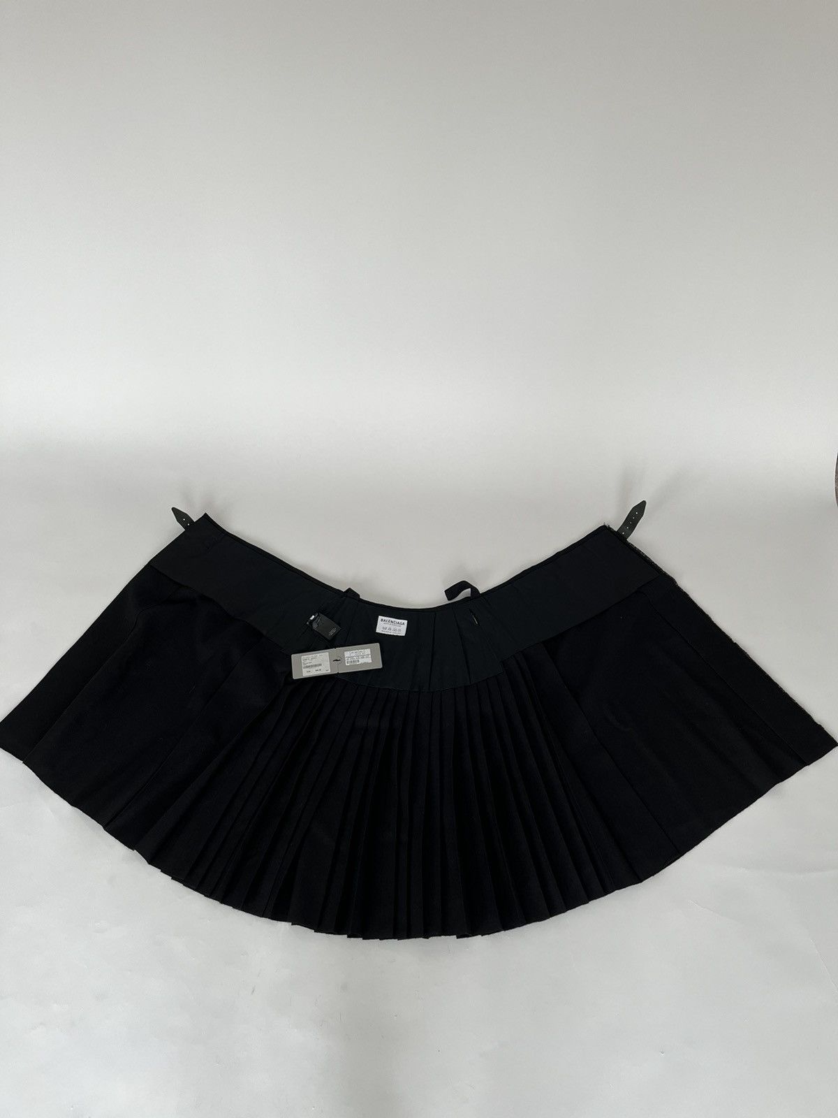 Balenciaga AW20 Wool Pleated Kilt Size US 28 / EU 44 - 2 Thumbnail